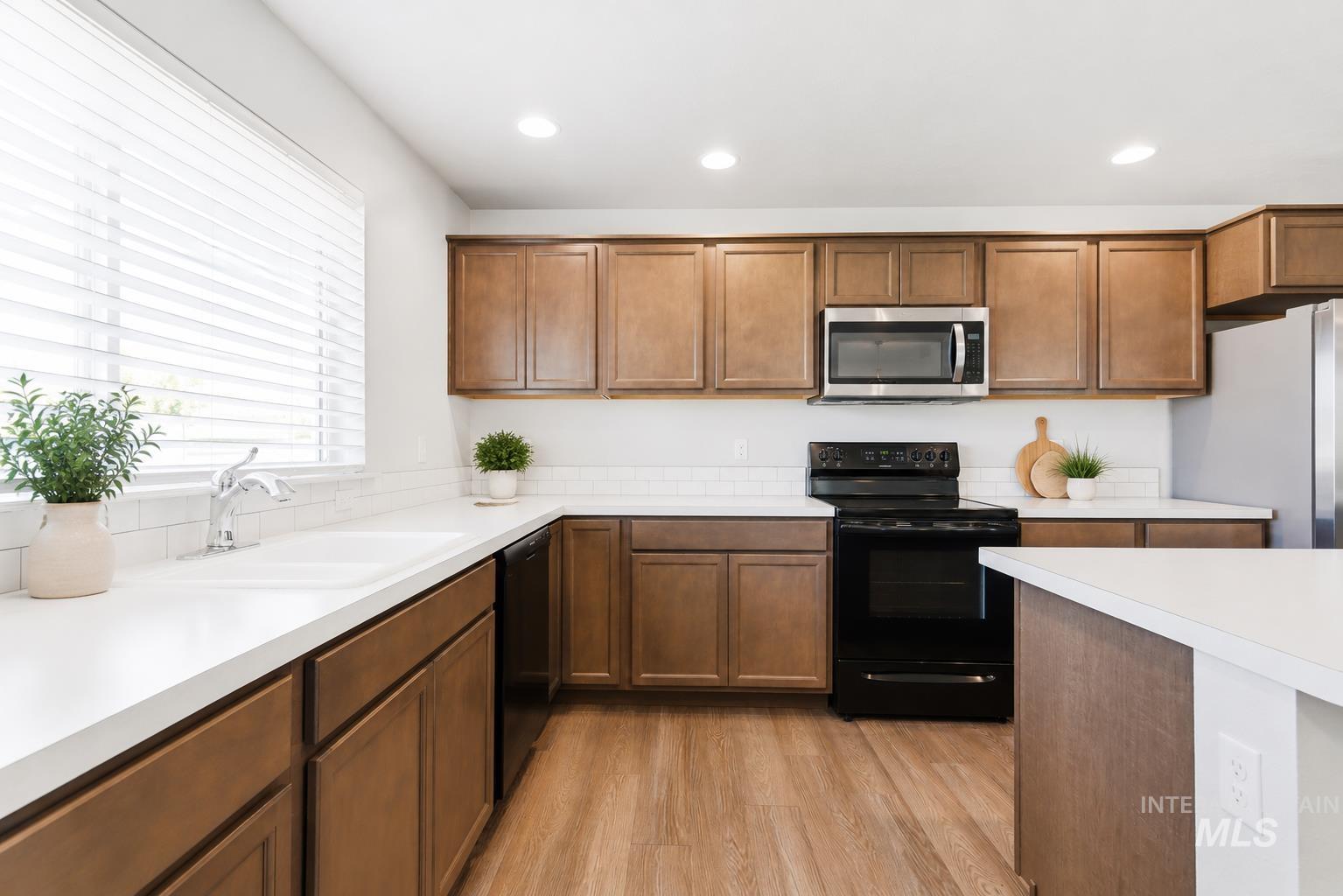 1802 E Kentucky Ave, Nampa, Idaho 83686, 5 Bedrooms, 2.5 Bathrooms, Residential For Sale, Price $539,900, 98987963