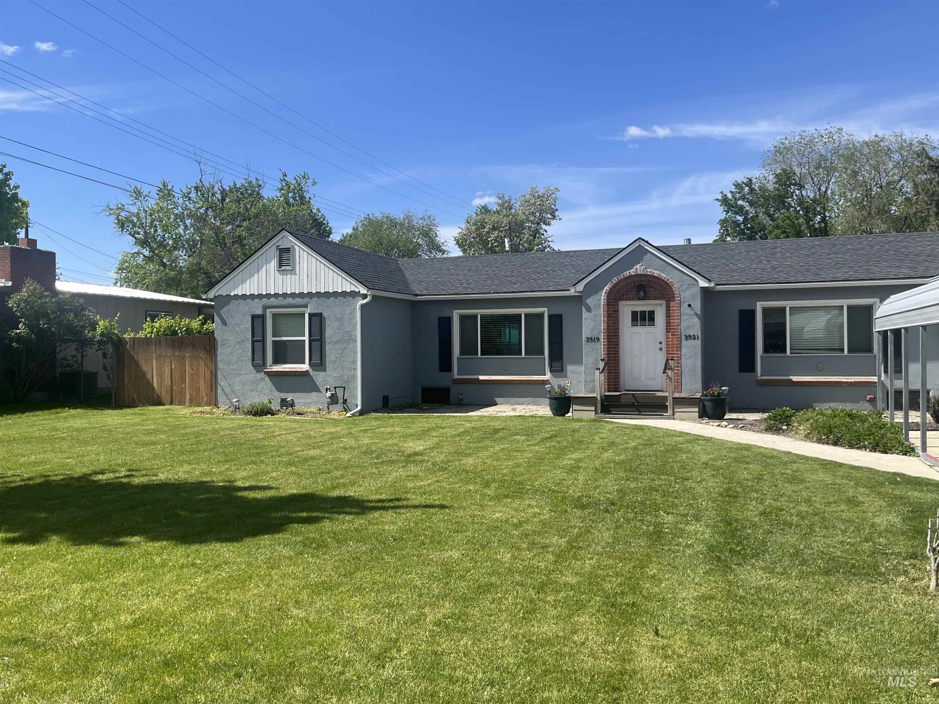 3919 W Garnet St, Boise, Idaho 83703, 2 Bedrooms, 1 Bathroom, Residential Income For Sale, Price $1,035,000, 98987964
