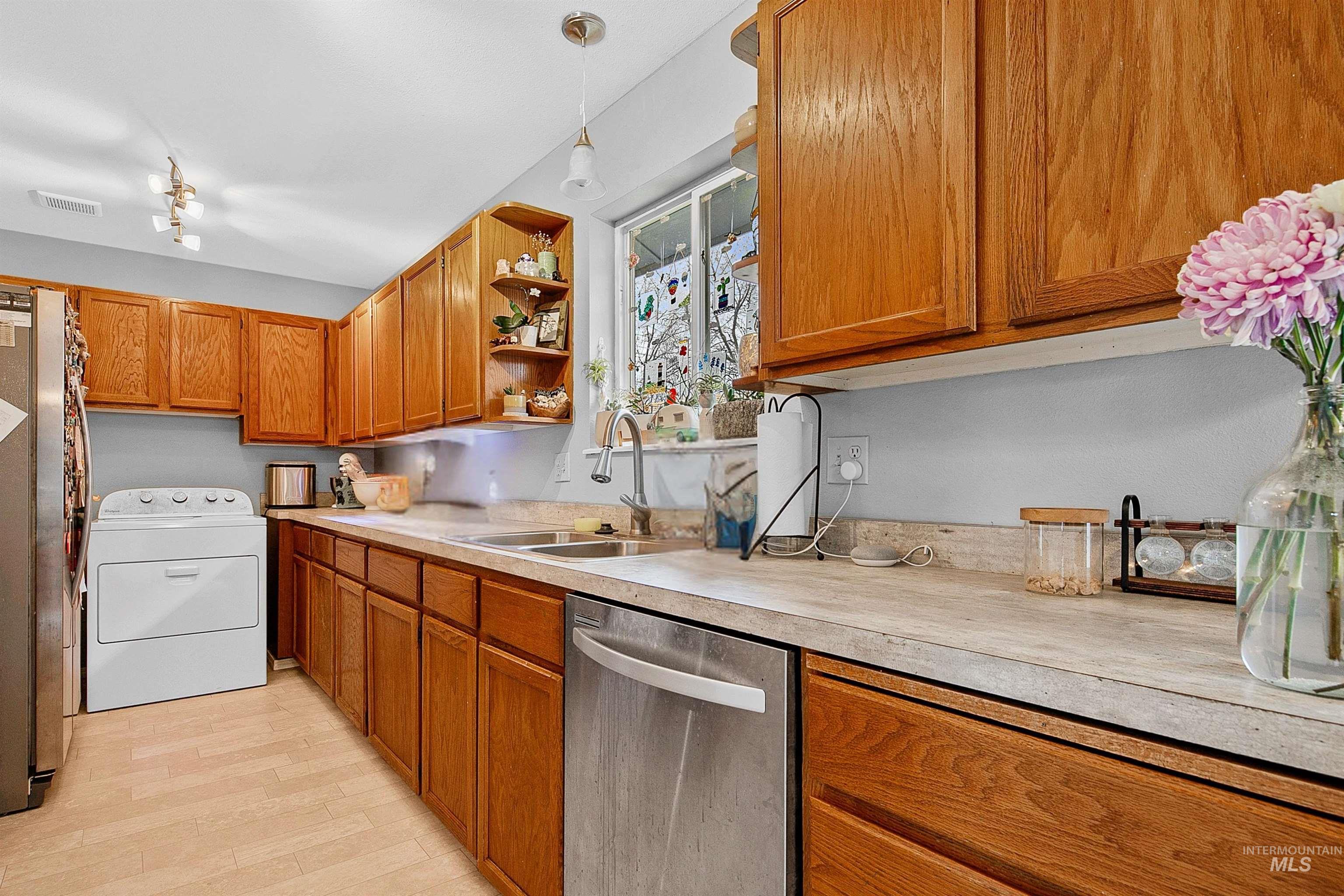 3919 W Garnet St, Boise, Idaho 83703, 2 Bedrooms, 1 Bathroom, Residential Income For Sale, Price $1,035,000, 98987964