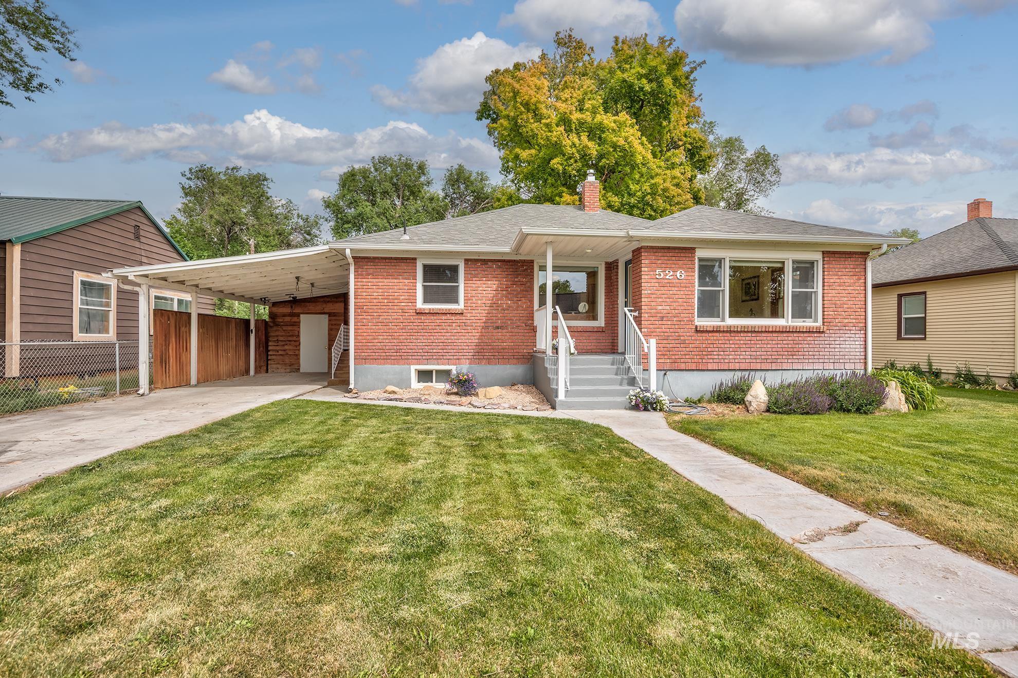 526 Clark St S, Vale, Oregon 97918, 4 Bedrooms, 1.5 Bathrooms, Residential For Sale, Price $319,000, 98987966