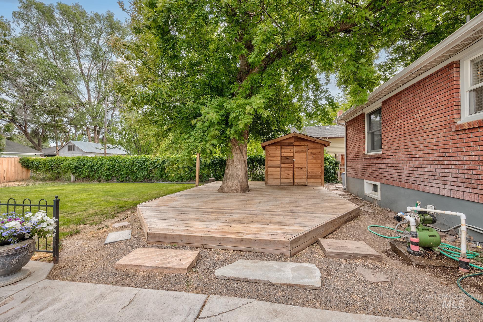 526 Clark St S, Vale, Oregon 97918, 4 Bedrooms, 1.5 Bathrooms, Residential For Sale, Price $319,000, 98987966