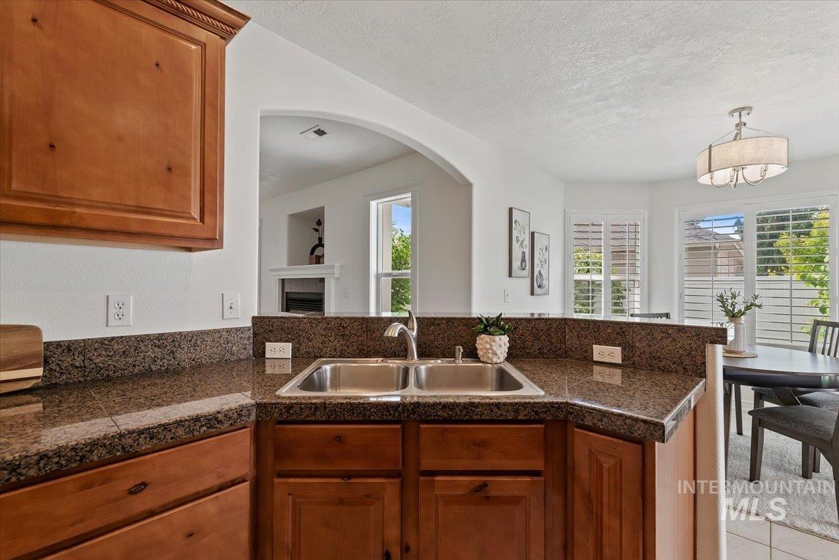 1827 West Creek Ct, Nampa, Idaho 83686, 4 Bedrooms, 3 Bathrooms, Residential For Sale, Price $499,900, 98987967