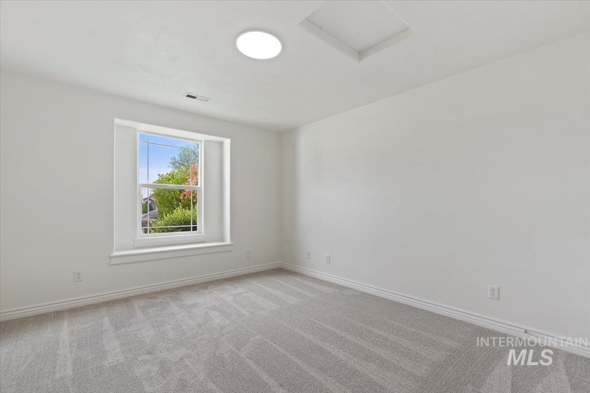 1827 West Creek Ct, Nampa, Idaho 83686, 4 Bedrooms, 3 Bathrooms, Residential For Sale, Price $499,900, 98987967