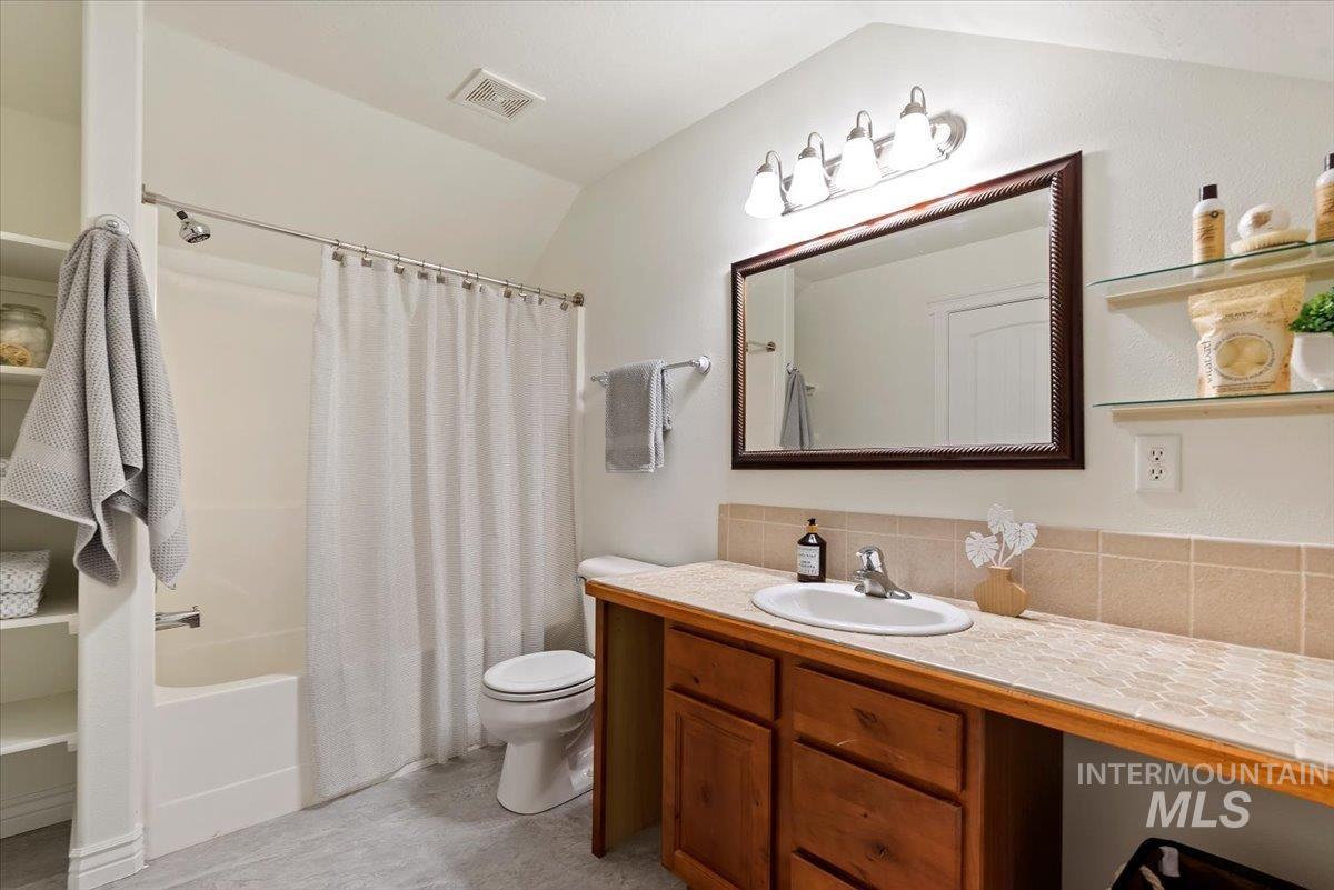 1827 West Creek Ct, Nampa, Idaho 83686, 4 Bedrooms, 3 Bathrooms, Residential For Sale, Price $499,900, 98987967