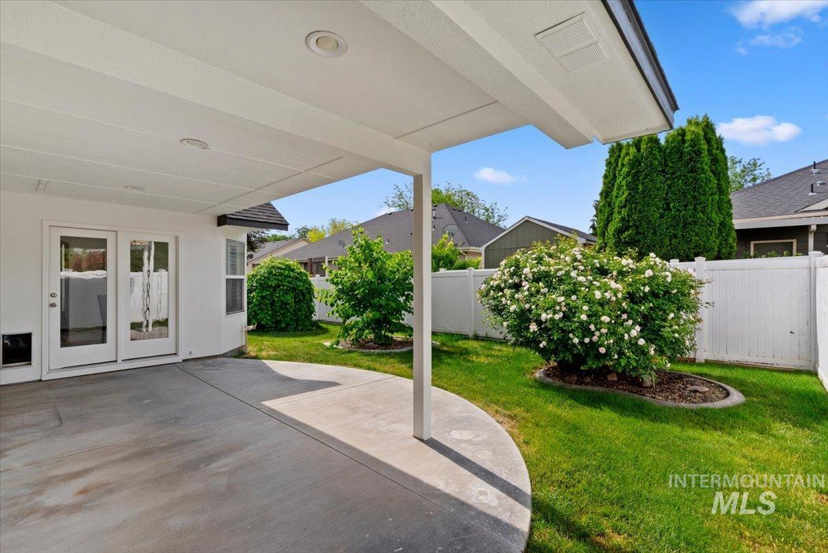 1827 West Creek Ct, Nampa, Idaho 83686, 4 Bedrooms, 3 Bathrooms, Residential For Sale, Price $499,900, 98987967