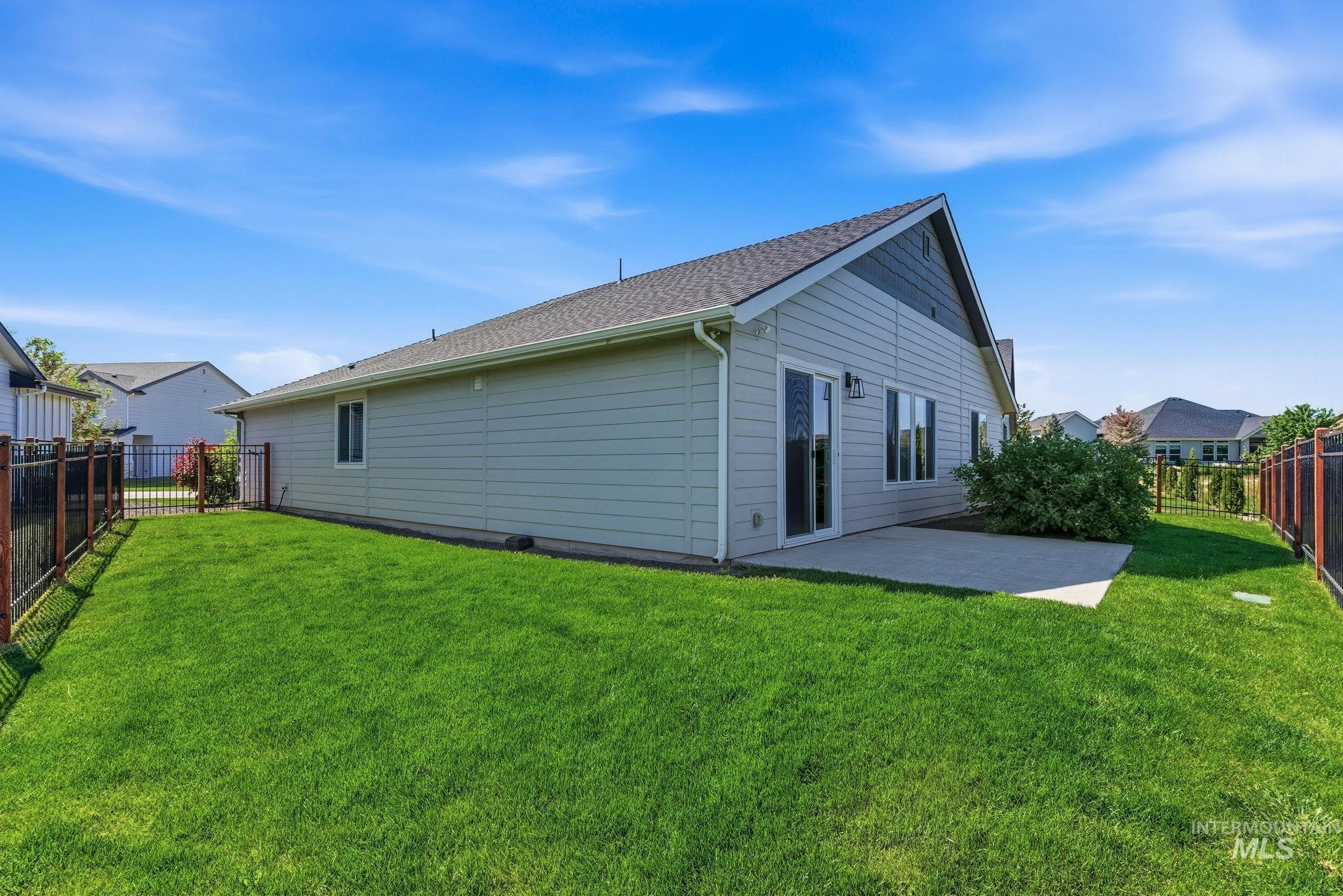 5934 W Hamm Ln, Eagle, Idaho 83616, 3 Bedrooms, 2 Bathrooms, Residential For Sale, Price $544,900, 98987969