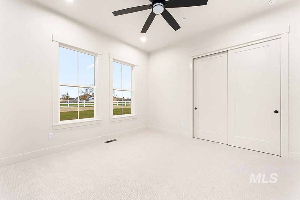7786 Minam Dr, Middleton, Idaho 83644, 4 Bedrooms, 2.5 Bathrooms, Residential For Sale, Price $994,990, 98987977