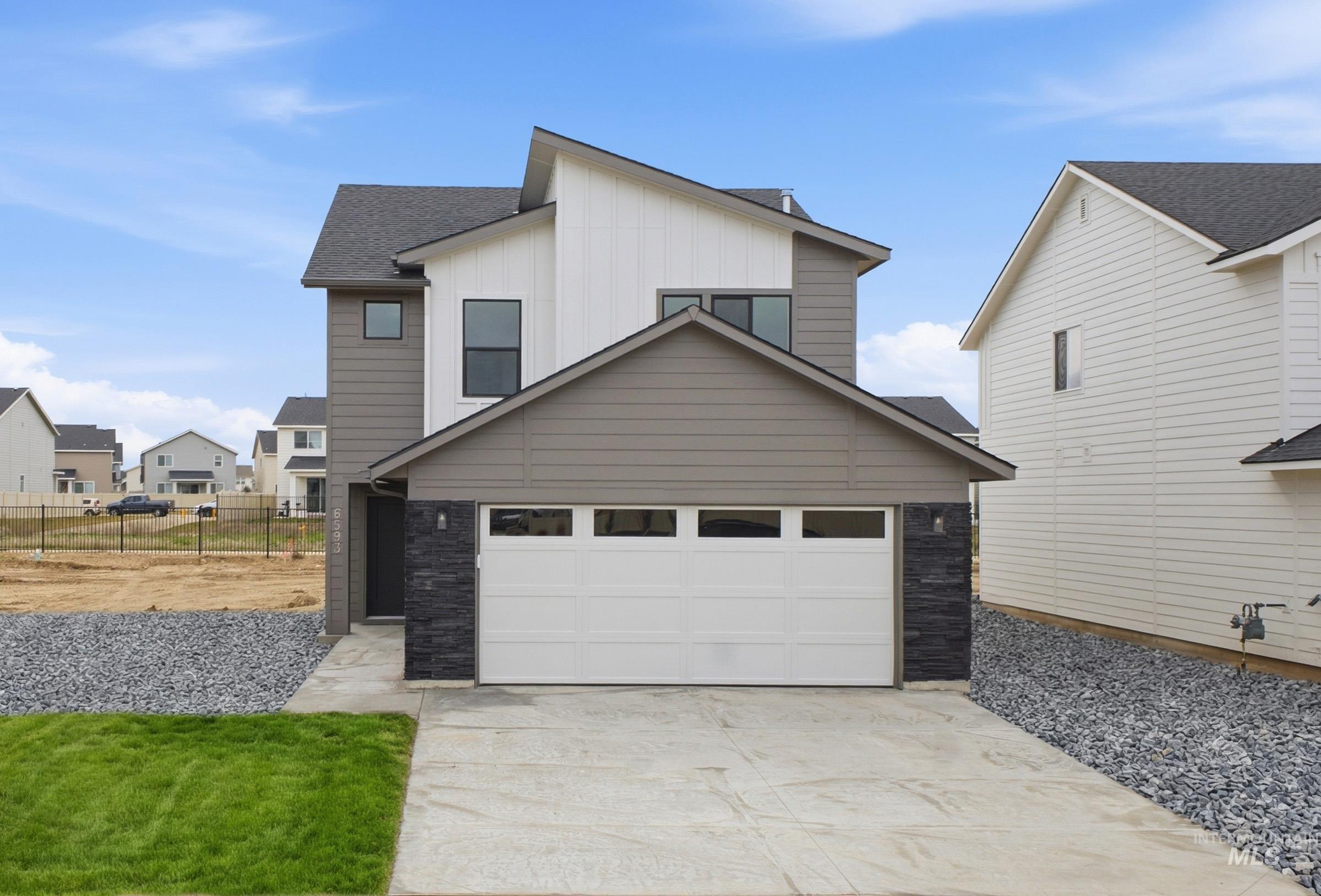 1595 Sunday River St, Middleton, Idaho 83644, 3 Bedrooms, 2.5 Bathrooms, Residential For Sale, Price $419,990, 98987978