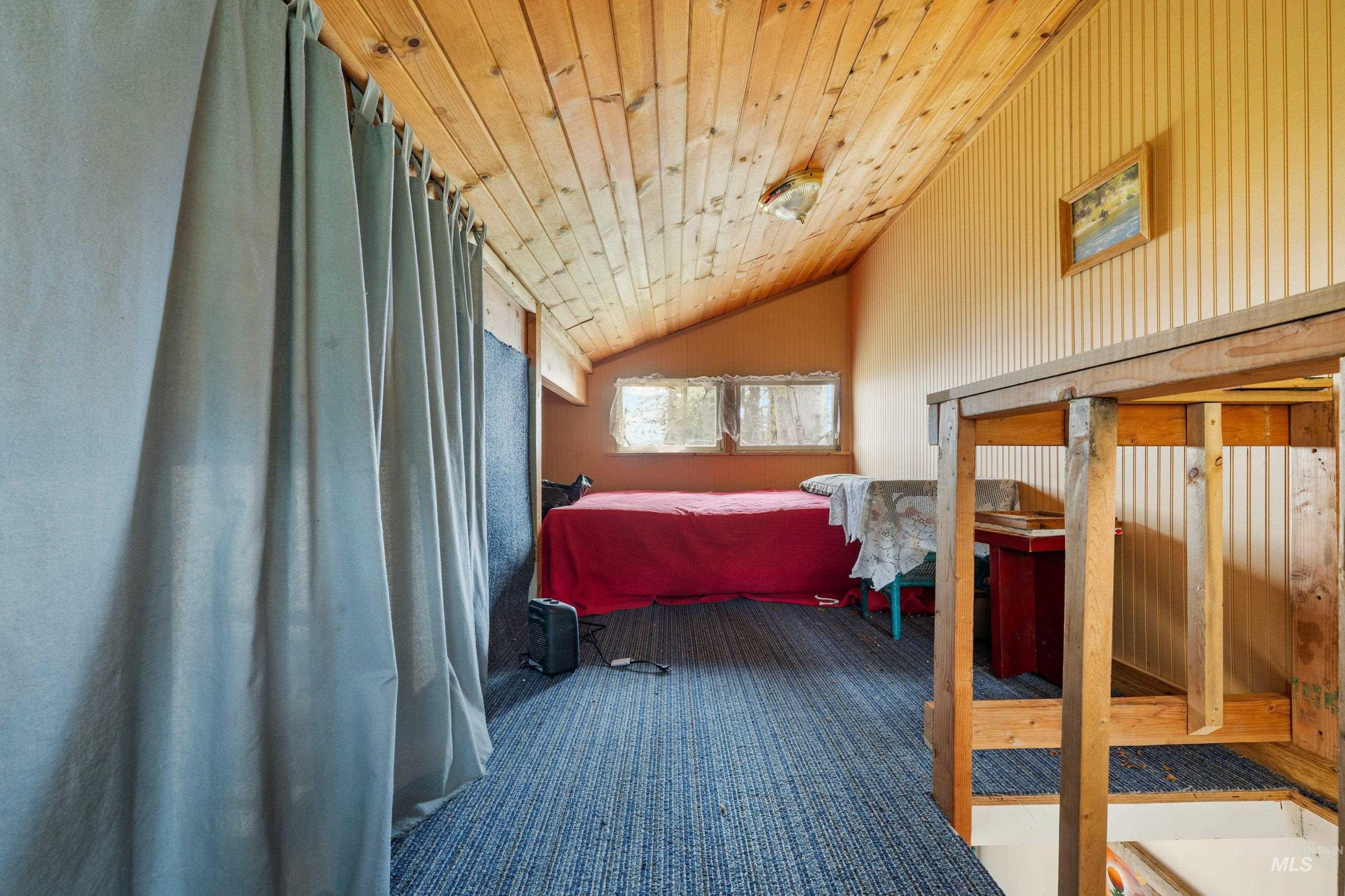 24 Pats Lane, Cascade, Idaho 83611, 1 Bedroom, 1 Bathroom, Residential For Sale, Price $300,000, 98987981