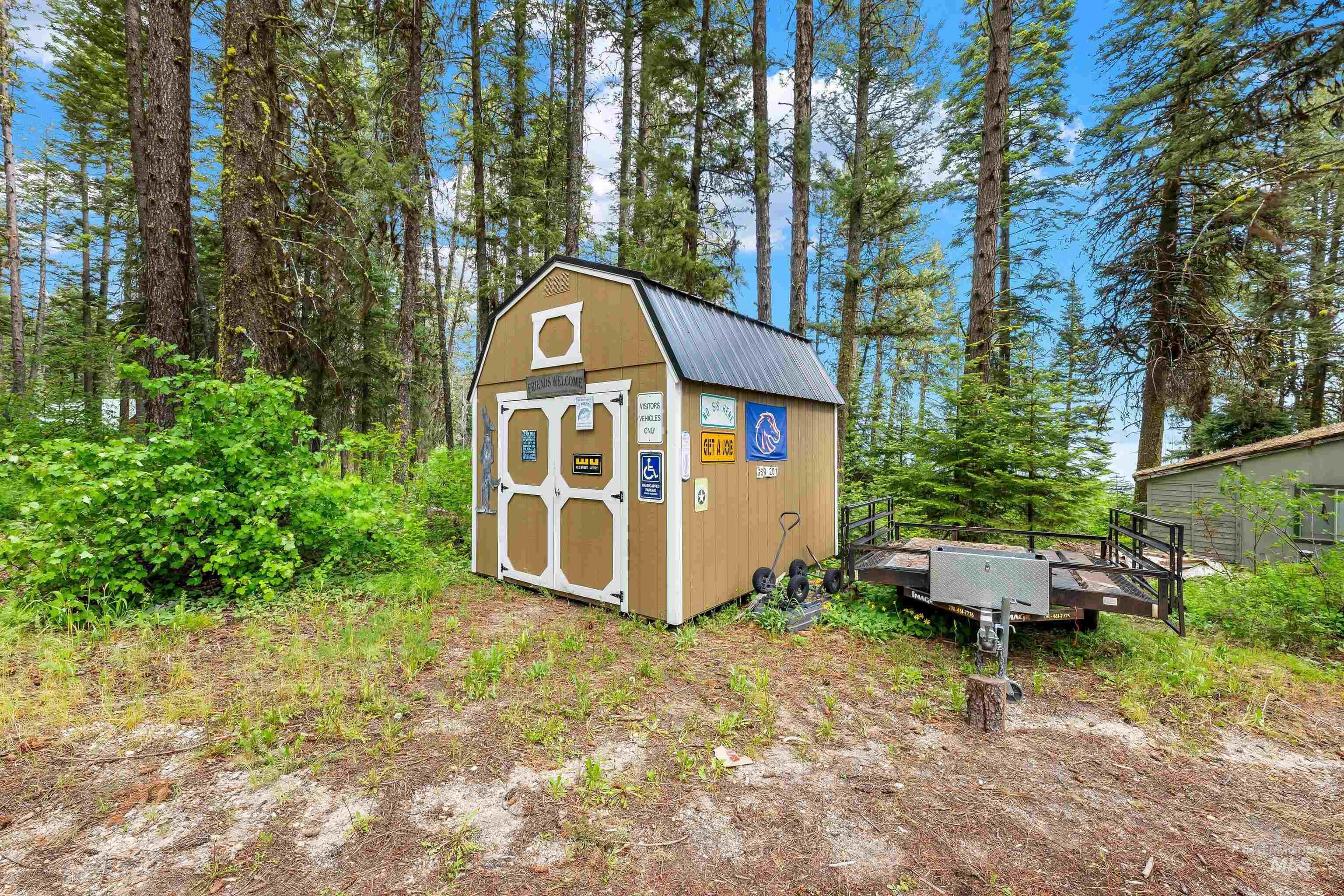 24 Pats Lane, Cascade, Idaho 83611, 1 Bedroom, 1 Bathroom, Residential For Sale, Price $350,000, 98987981