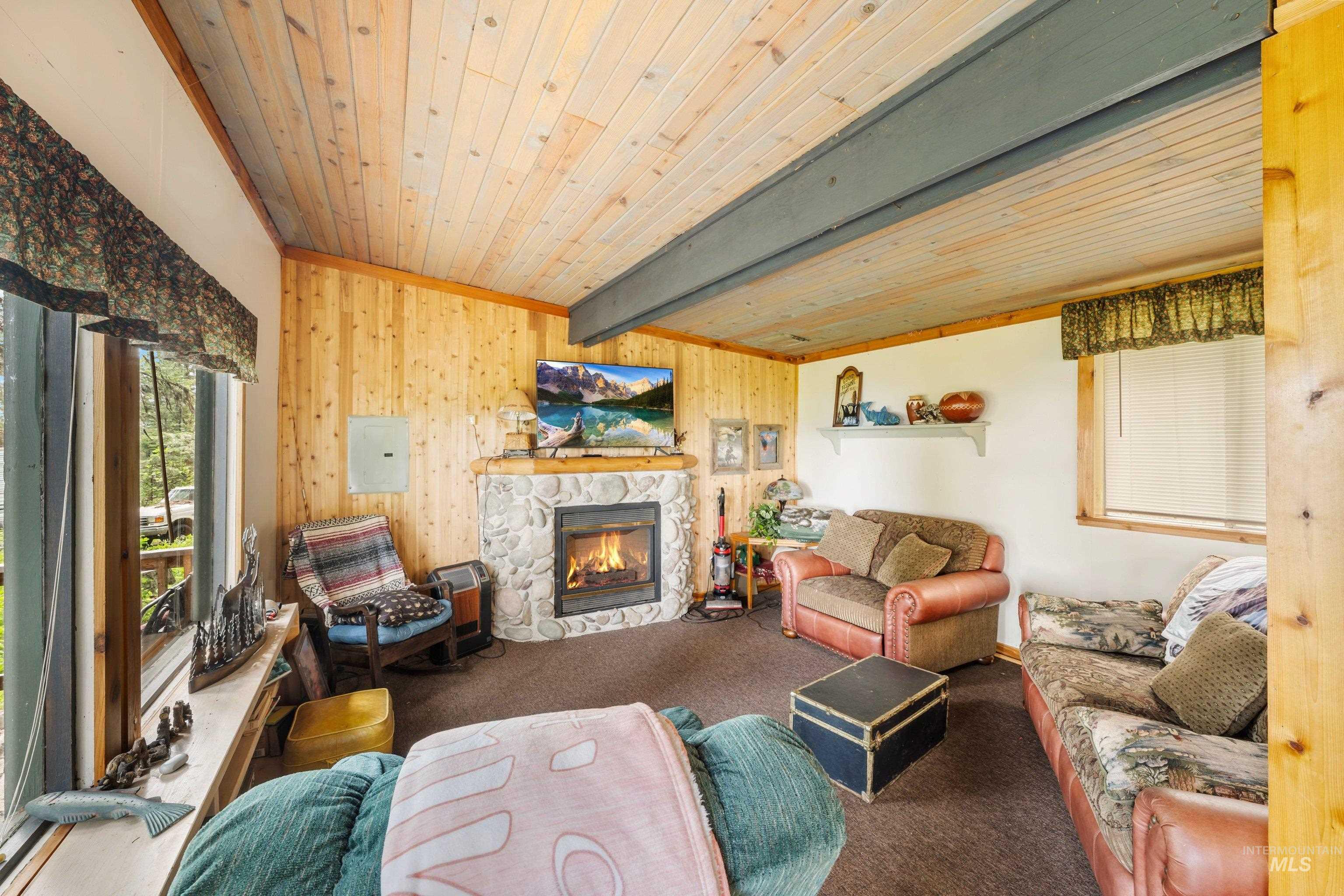 24 Pats Lane, Cascade, Idaho 83611, 1 Bedroom, 1 Bathroom, Residential For Sale, Price $300,000, 98987981