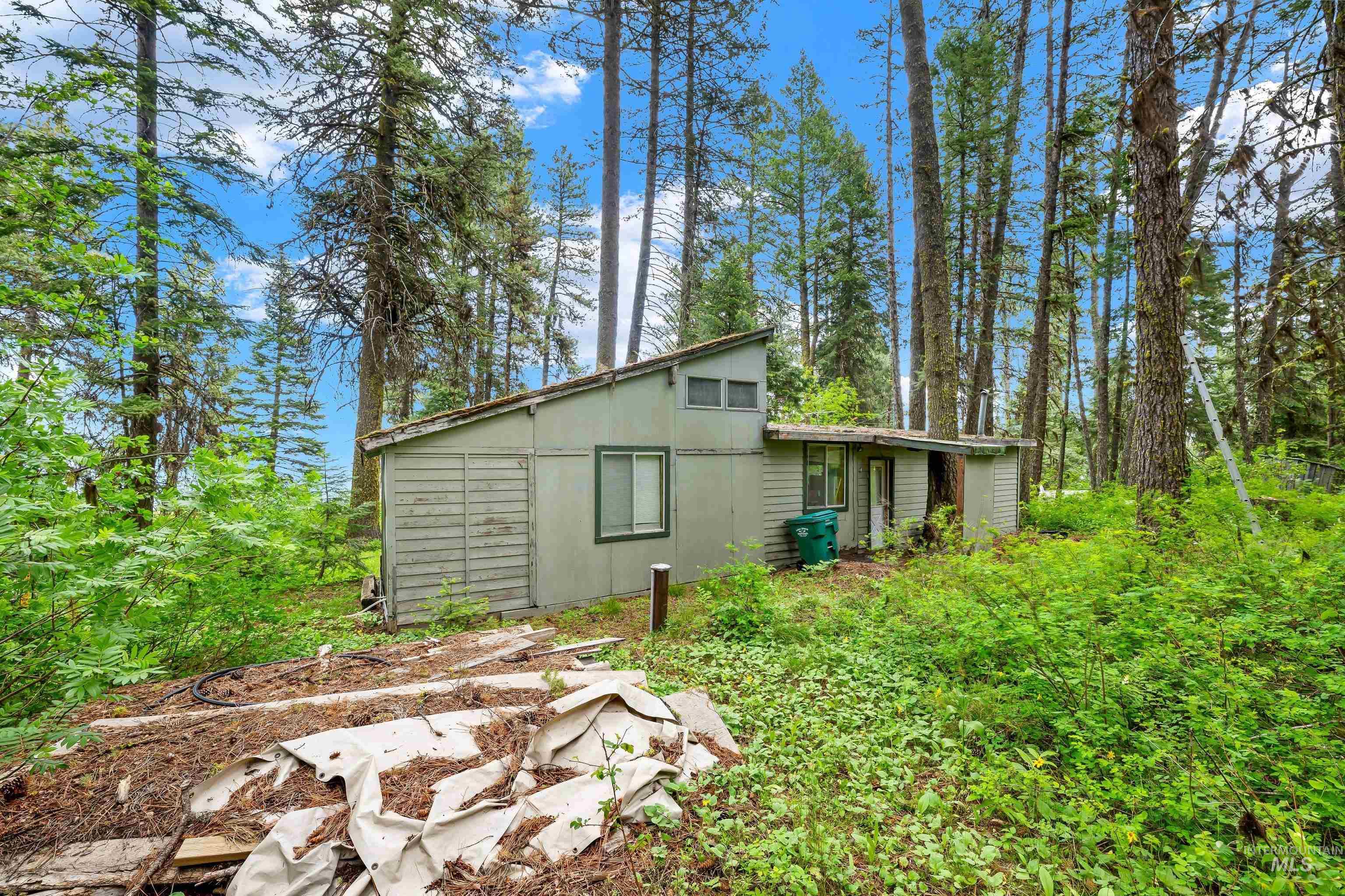 24 Pats Lane, Cascade, Idaho 83611, 1 Bedroom, 1 Bathroom, Residential For Sale, Price $350,000, 98987981