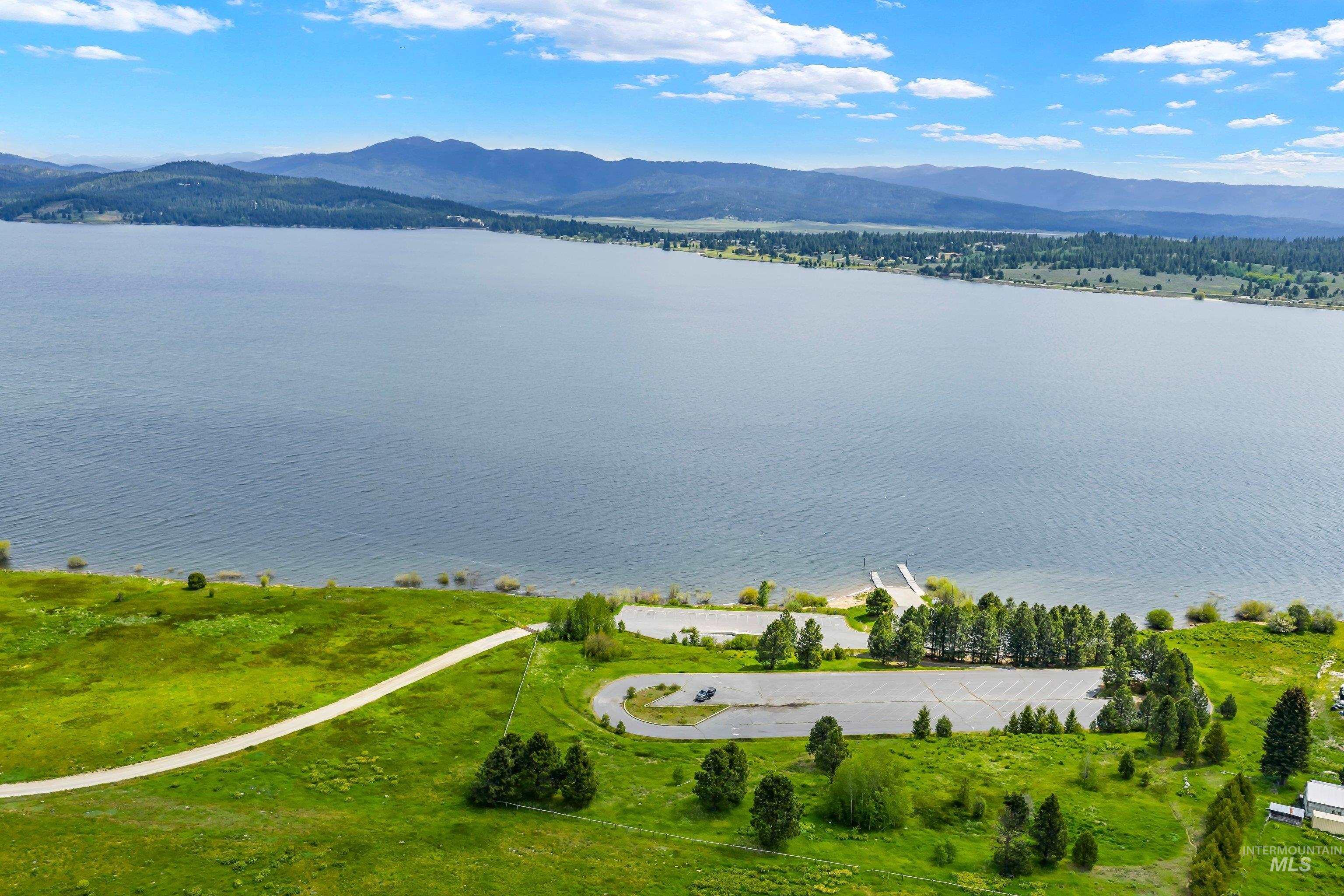 24 Pats Lane, Cascade, Idaho 83611, 1 Bedroom, 1 Bathroom, Residential For Sale, Price $350,000, 98987981