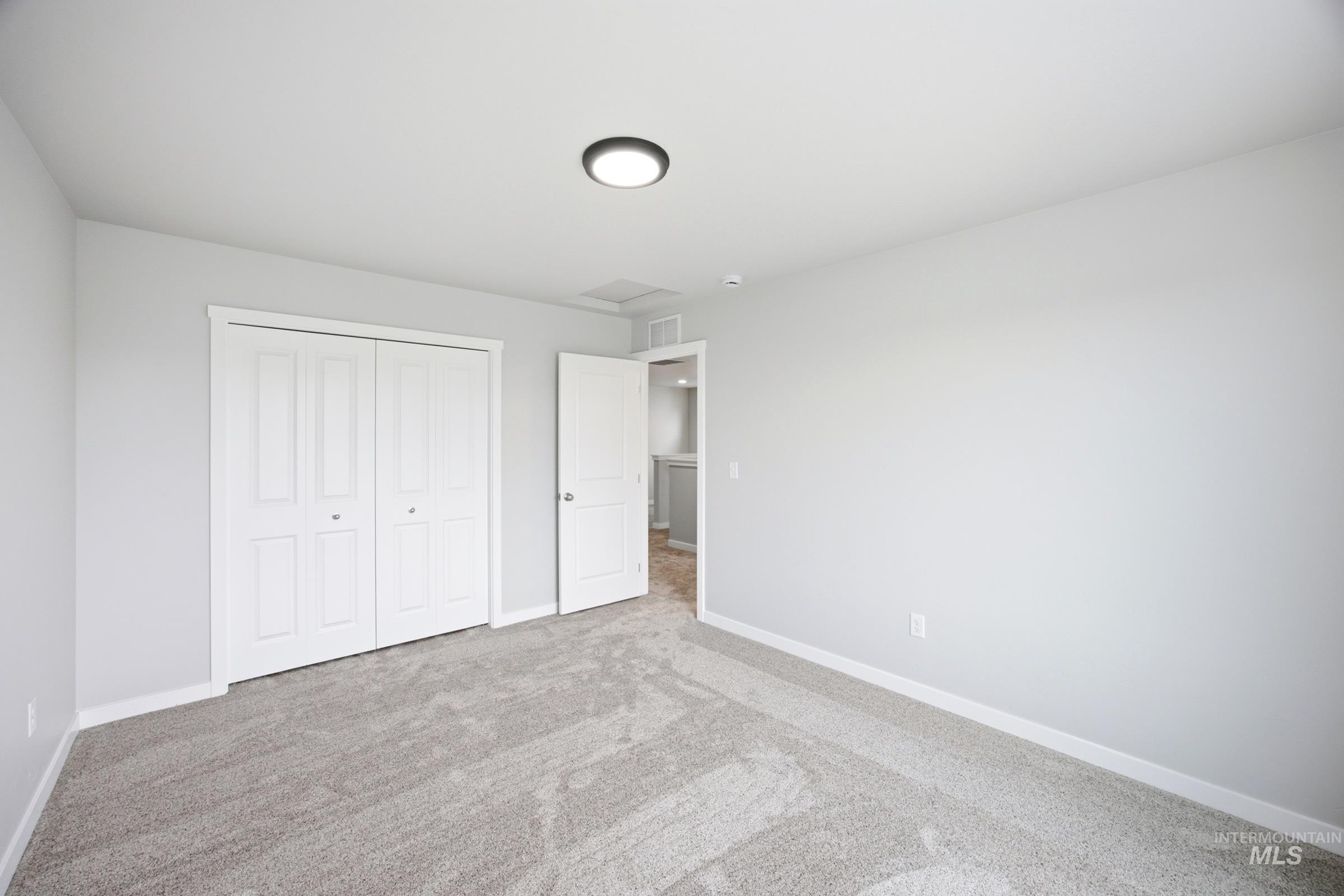 2984 W Animas Creek Dr, Kuna, Idaho 83634, 5 Bedrooms, 3 Bathrooms, Residential For Sale, Price $529,990,MLS 98987990