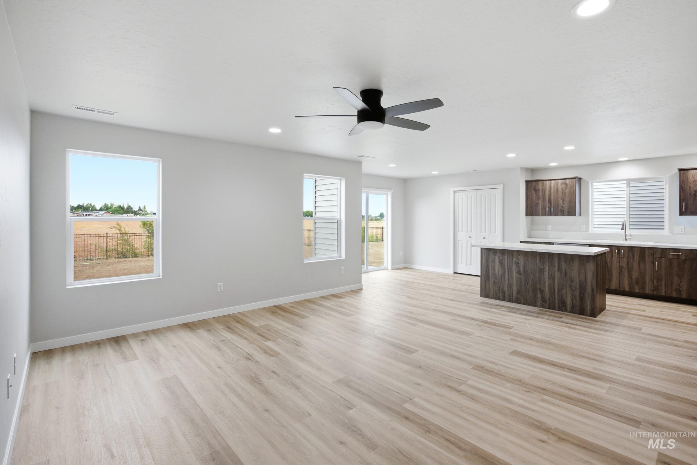 2984 W Animas Creek Dr, Kuna, Idaho 83634, 5 Bedrooms, 3 Bathrooms, Residential For Sale, Price $529,990,MLS 98987990