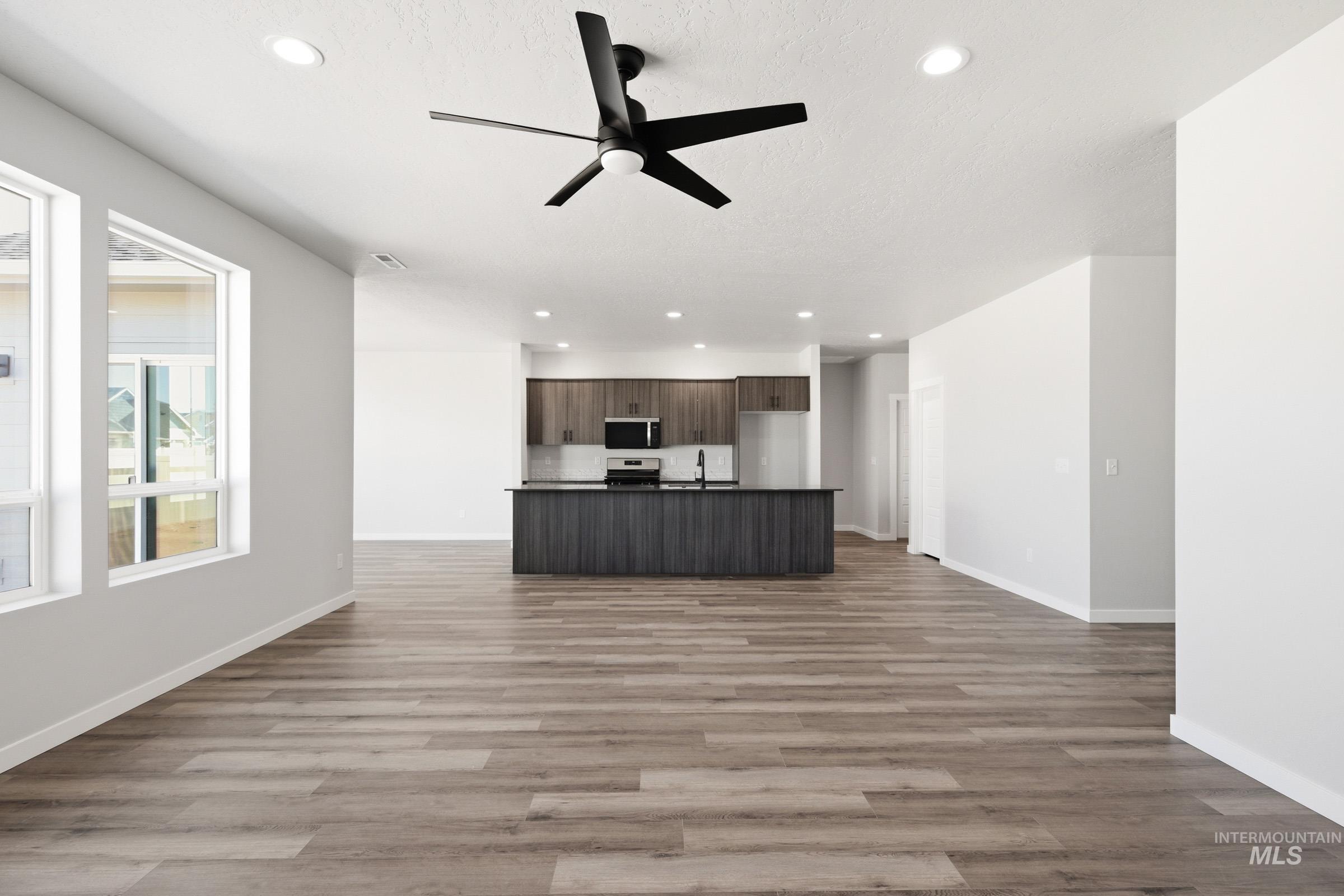 4304 E Woodmurra St, Meridian, Idaho 83642, 4 Bedrooms, 2 Bathrooms, Residential For Sale, Price $669,990, 98987993