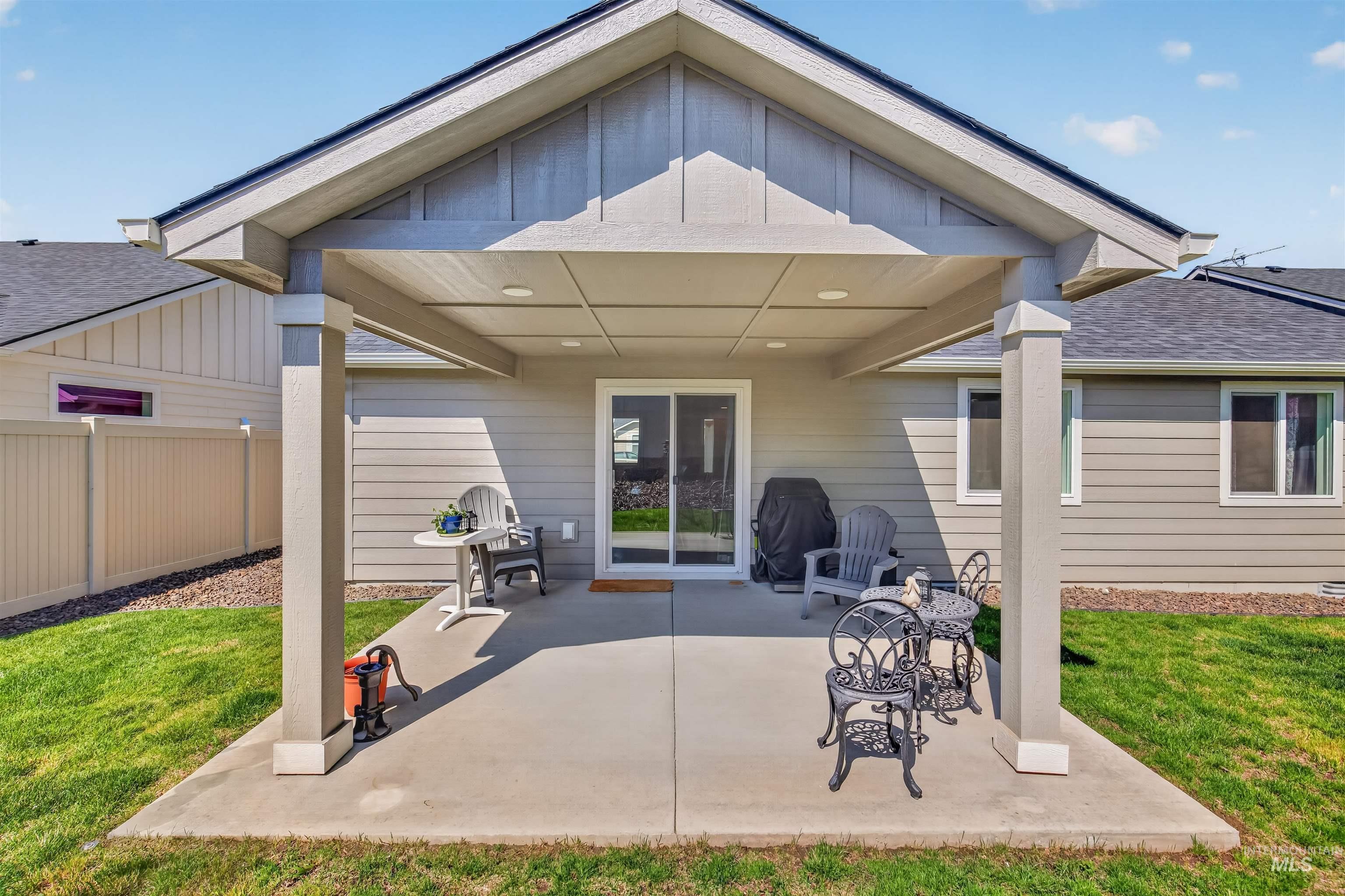 2437 Legacy Court, Clarkston, Washington 99403, 3 Bedrooms, 2 Bathrooms, Residential For Sale, Price $394,500, 98987994