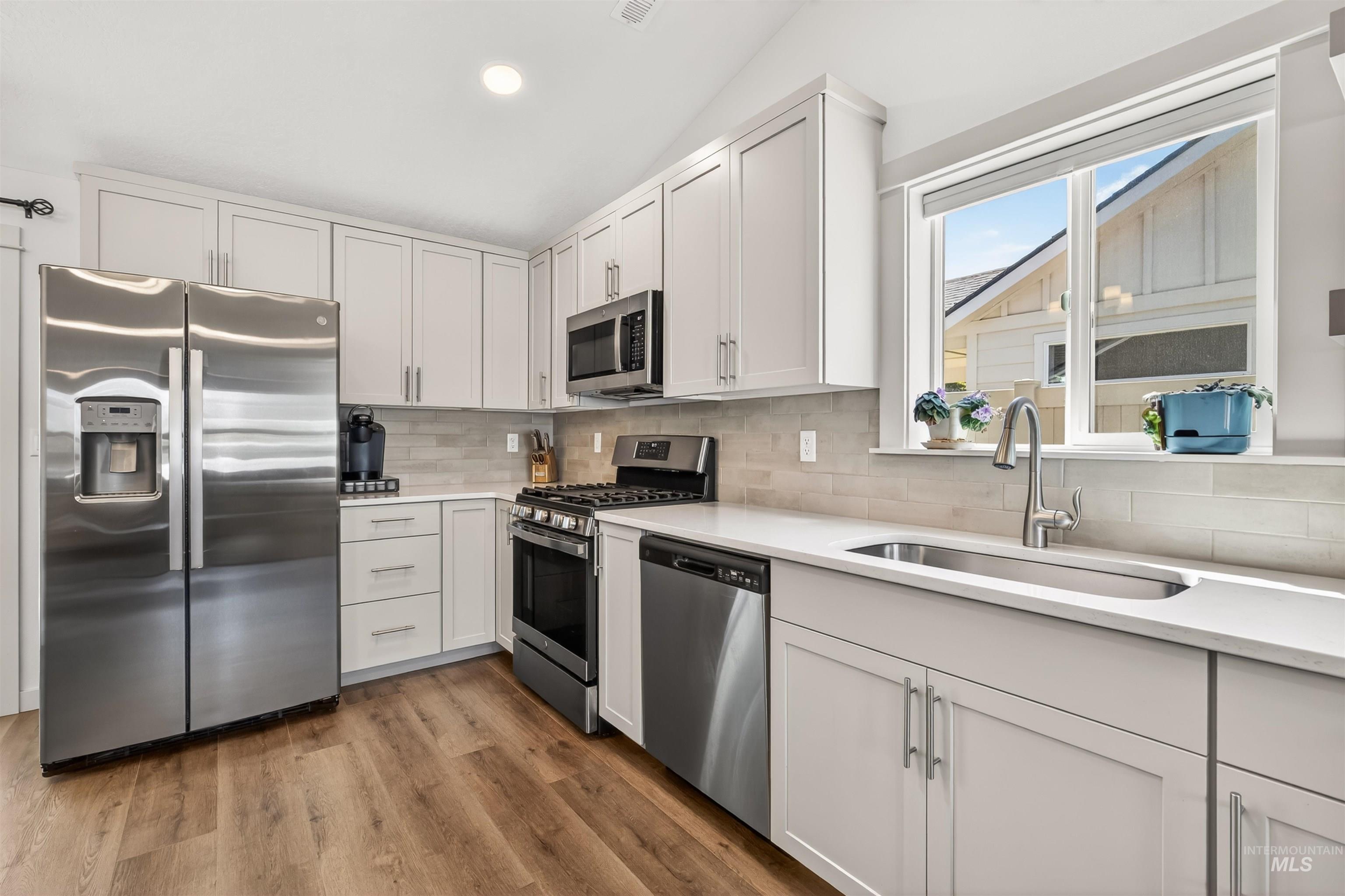 2437 Legacy Court, Clarkston, Washington 99403, 3 Bedrooms, 2 Bathrooms, Residential For Sale, Price $394,500, 98987994