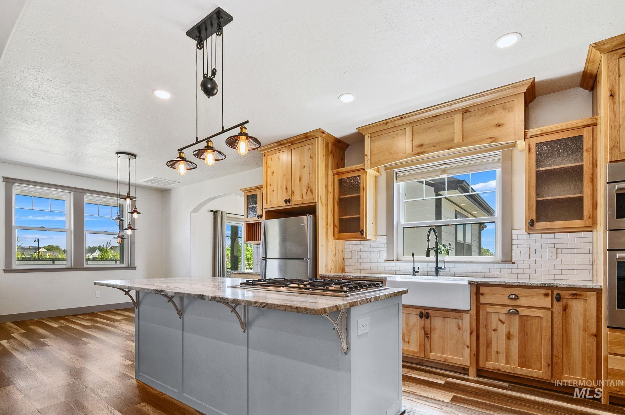 4807 W Little Feather Ln, Eagle, Idaho 83616, 3 Bedrooms, 3 Bathrooms, Residential For Sale, Price $1,699,900, 98987995