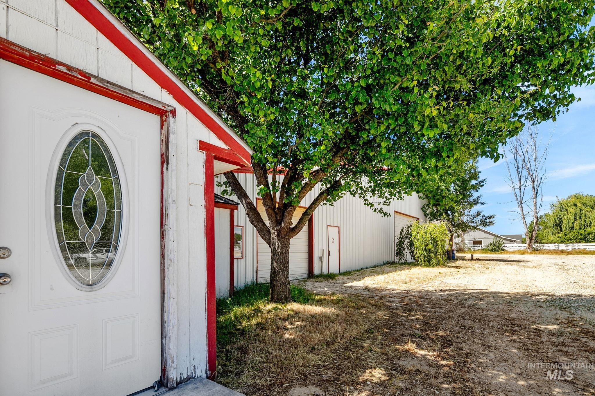 4807 W Little Feather Ln, Eagle, Idaho 83616, 3 Bedrooms, 3 Bathrooms, Residential For Sale, Price $1,699,900, 98987995