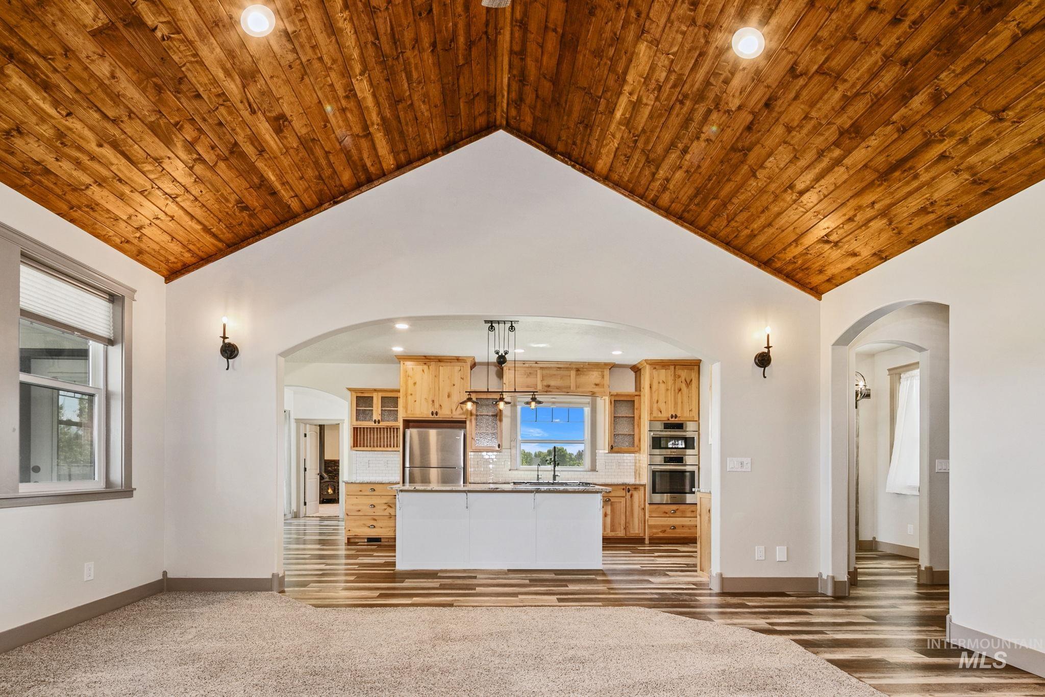 4807 W Little Feather Ln, Eagle, Idaho 83616, 3 Bedrooms, 3 Bathrooms, Residential For Sale, Price $1,699,900, 98987995