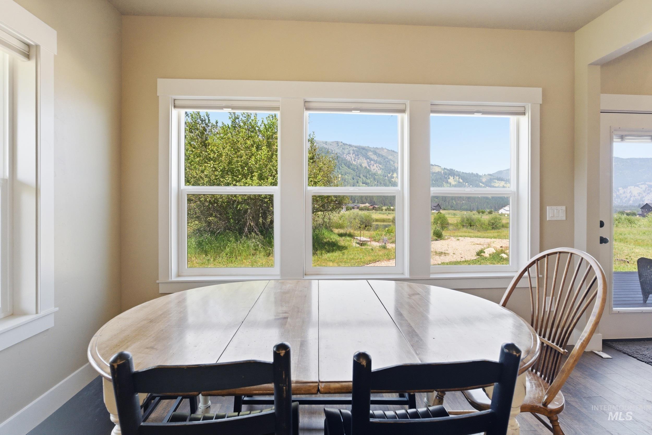 19 Southfork ln, Garden Valley, Idaho 83622, 3 Bedrooms, 2.5 Bathrooms, Residential For Sale, Price $598,700, 98988001