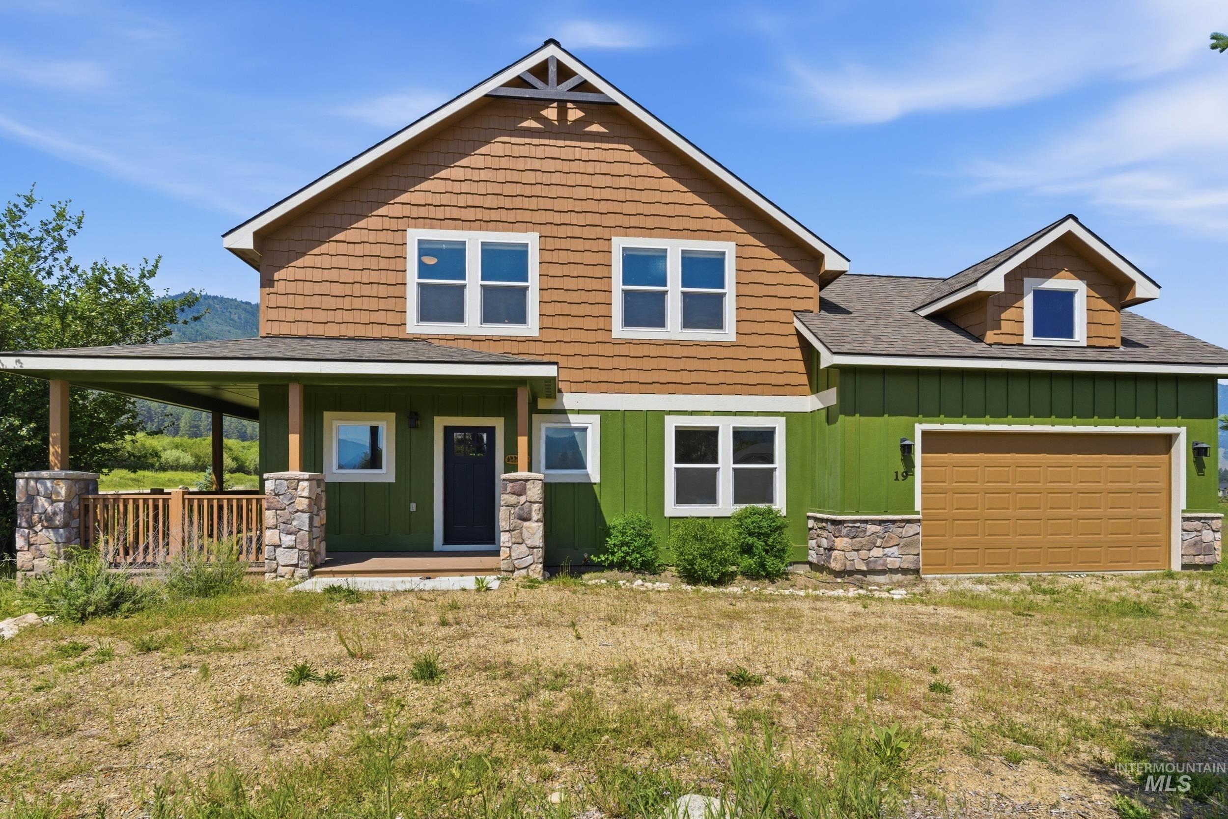 19 Southfork ln, Garden Valley, Idaho 83622, 3 Bedrooms, 2.5 Bathrooms, Residential For Sale, Price $598,700, 98988001