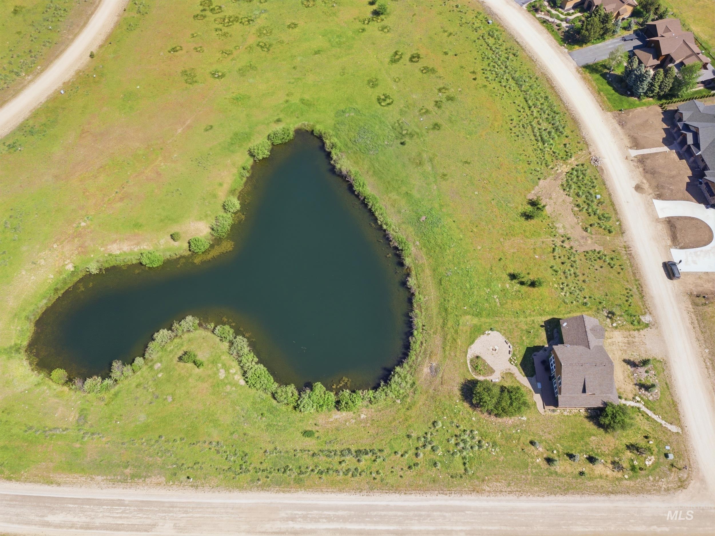 19 Southfork ln, Garden Valley, Idaho 83622, 3 Bedrooms, 2.5 Bathrooms, Residential For Sale, Price $598,700, 98988001