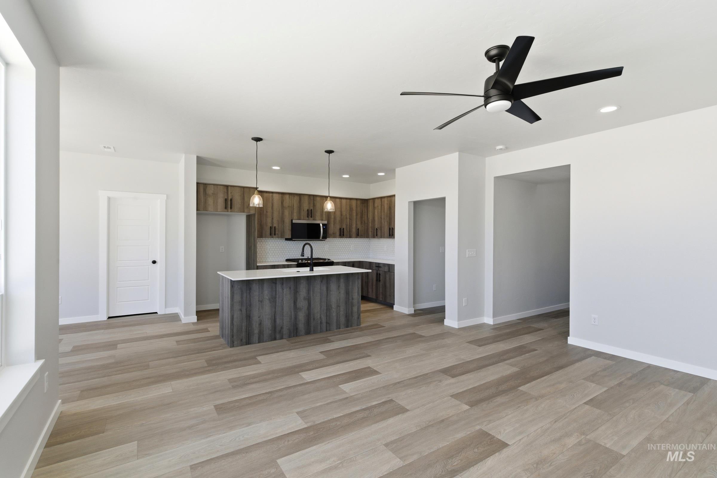 2151 S Border Way, Meridian, Idaho 83642, 4 Bedrooms, 2.5 Bathrooms, Residential For Sale, Price $549,990, 98988002