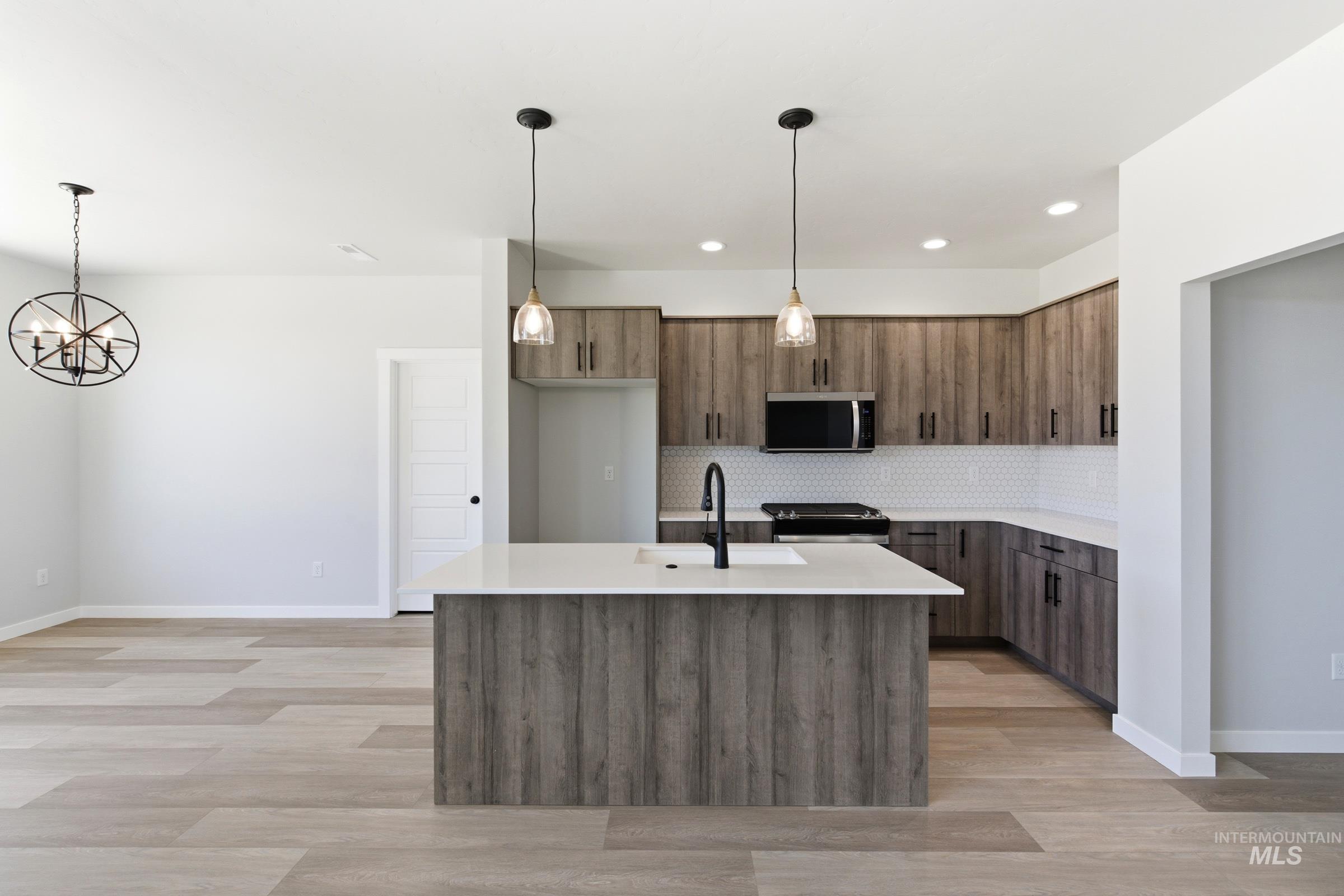 2151 S Border Way, Meridian, Idaho 83642, 4 Bedrooms, 2.5 Bathrooms, Residential For Sale, Price $549,990, 98988002