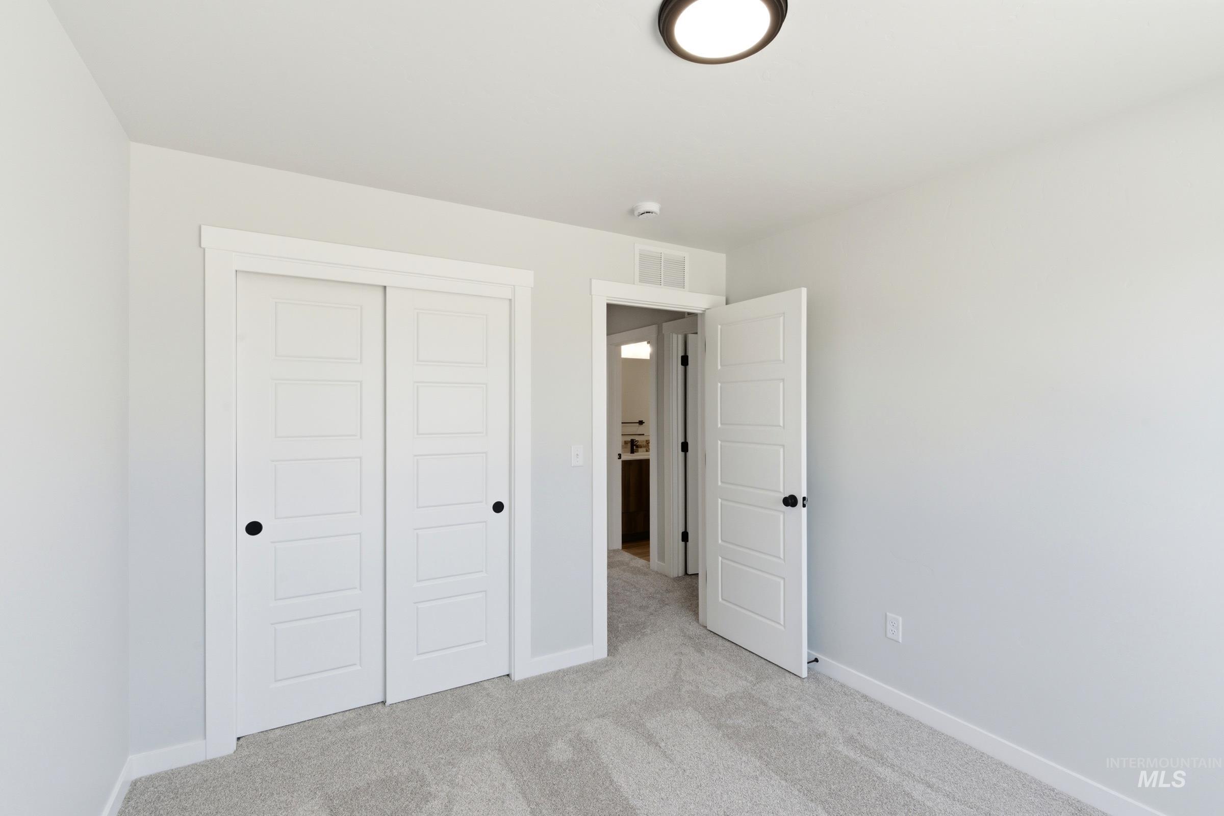 2151 S Border Way, Meridian, Idaho 83642, 4 Bedrooms, 2.5 Bathrooms, Residential For Sale, Price $549,990, 98988002