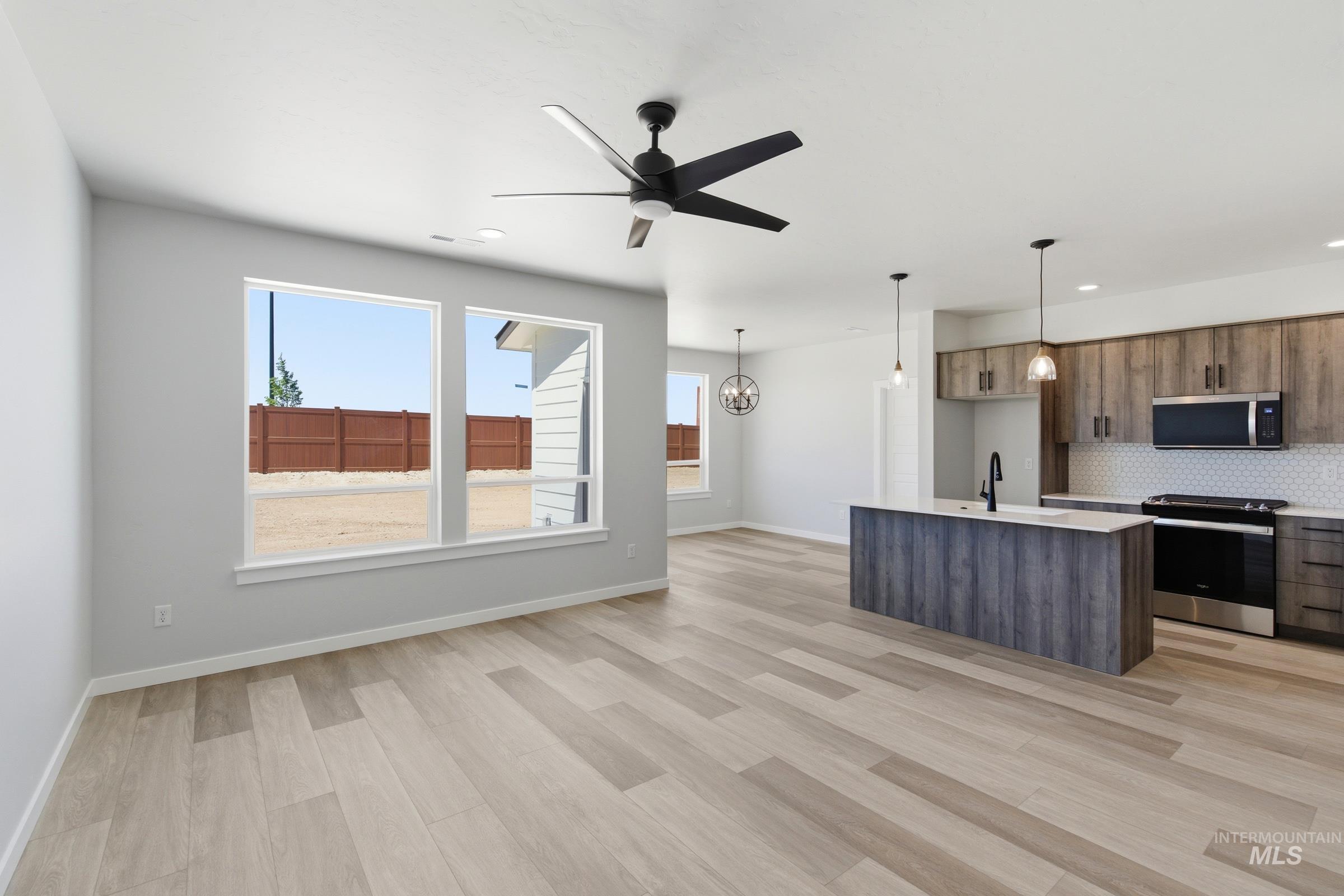 2151 S Border Way, Meridian, Idaho 83642, 4 Bedrooms, 2.5 Bathrooms, Residential For Sale, Price $549,990, 98988002