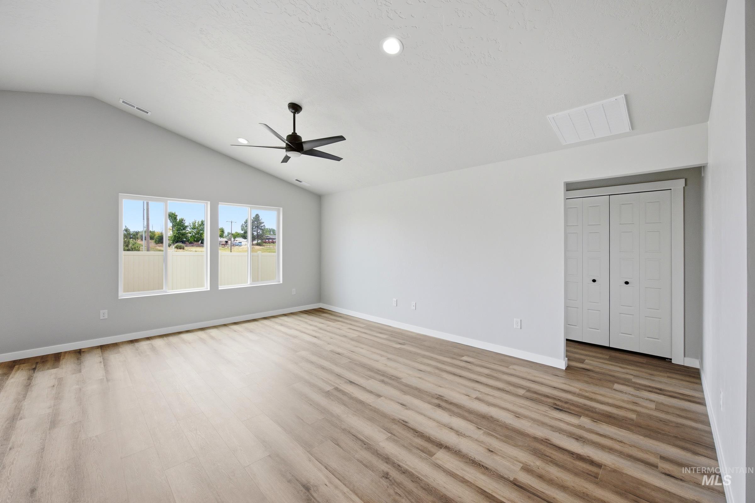 1187 W Jasper St, Meridian, Idaho 83642, 3 Bedrooms, 2 Bathrooms, Residential For Sale, Price $459,990,MLS 98988004