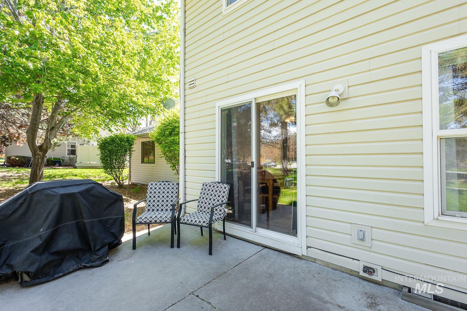 5498 S Adonis Pl, Boise, Idaho 83716, 2 Bedrooms, 1.5 Bathrooms, Residential For Sale, Price $360,000, 98988011