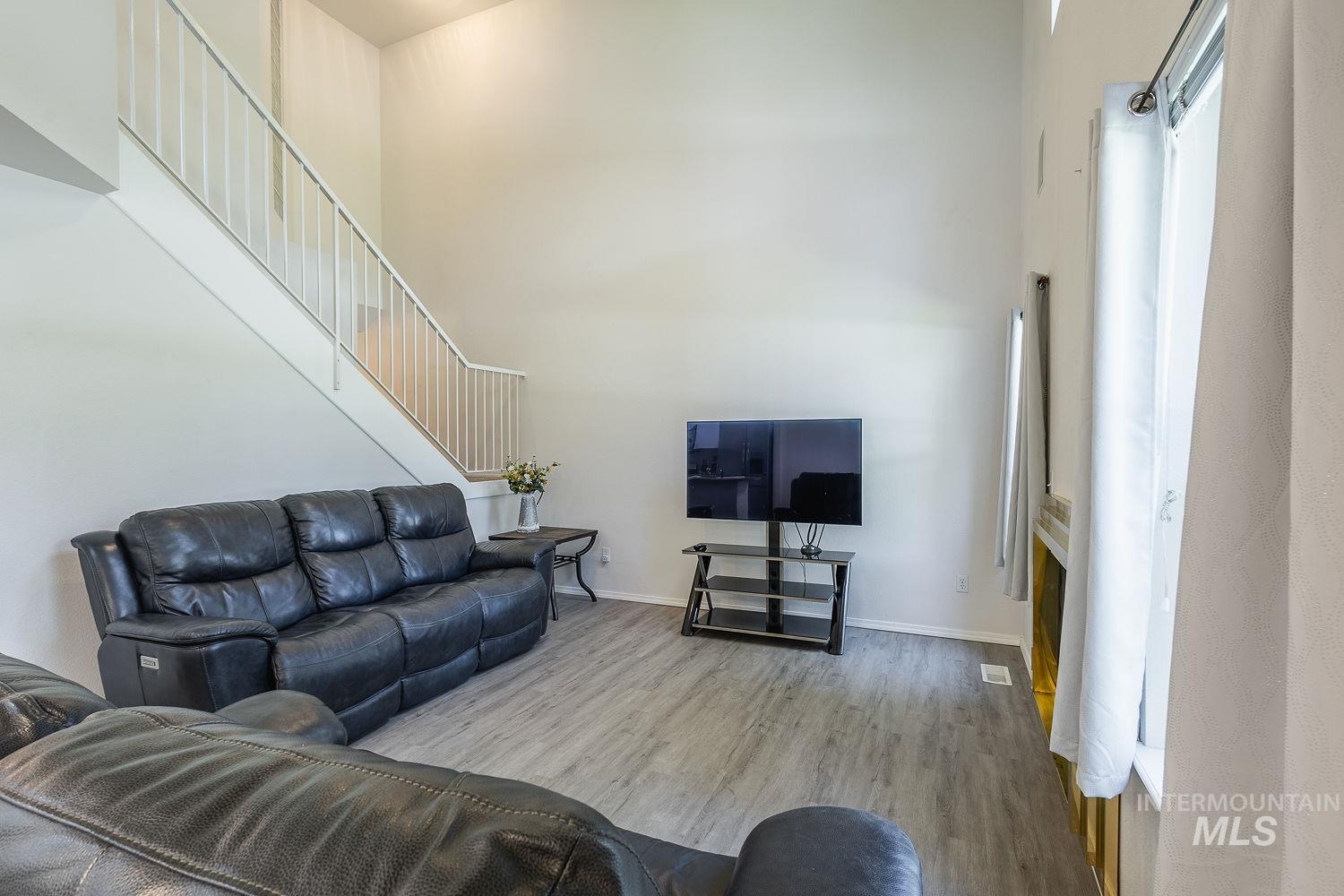 5498 S Adonis Pl, Boise, Idaho 83716, 2 Bedrooms, 1.5 Bathrooms, Residential For Sale, Price $360,000, 98988011