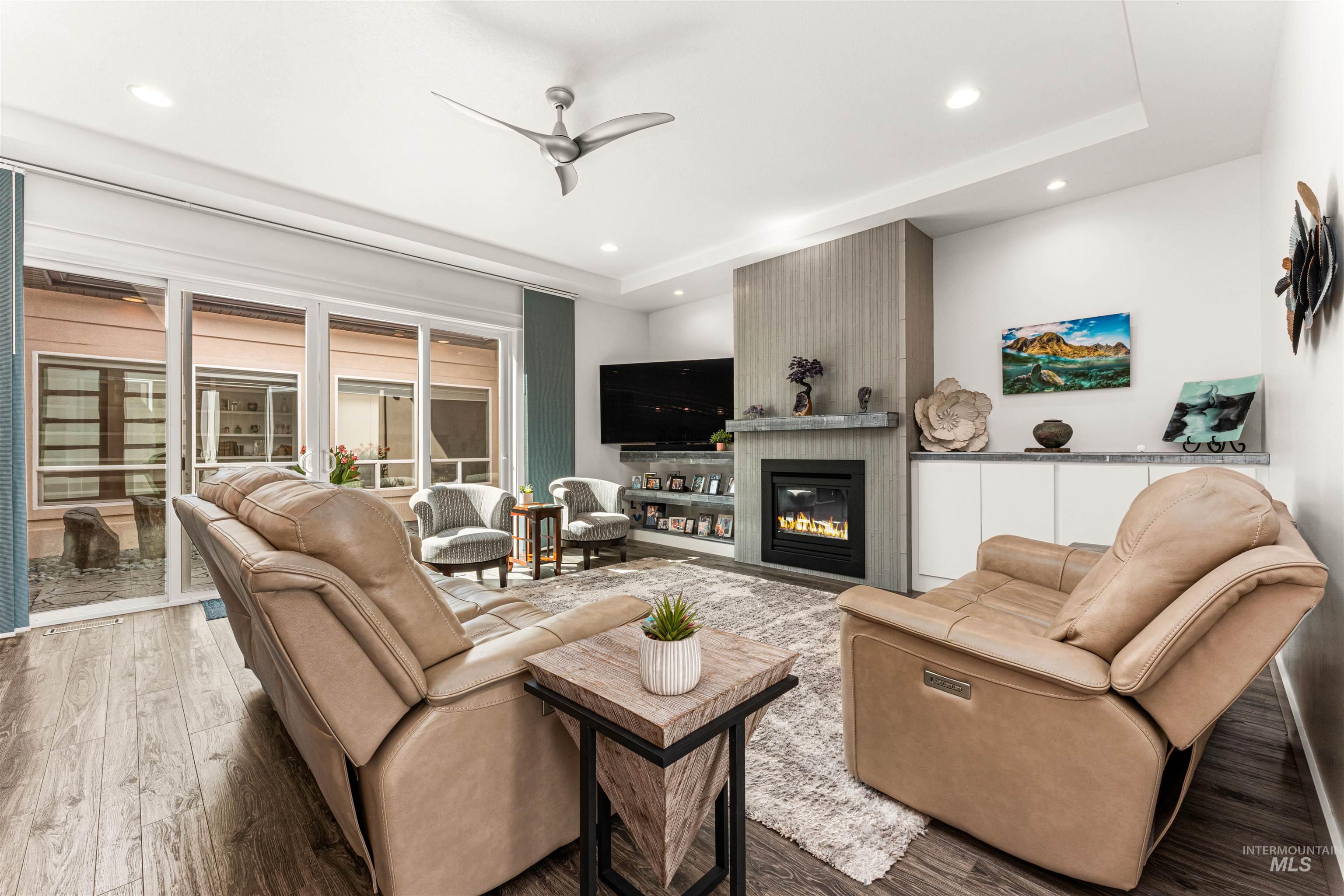 9946 W Wildbranch Ct., Star, Idaho 83669, 4 Bedrooms, 2.5 Bathrooms, Residential For Sale, Price $799,900, 98988012