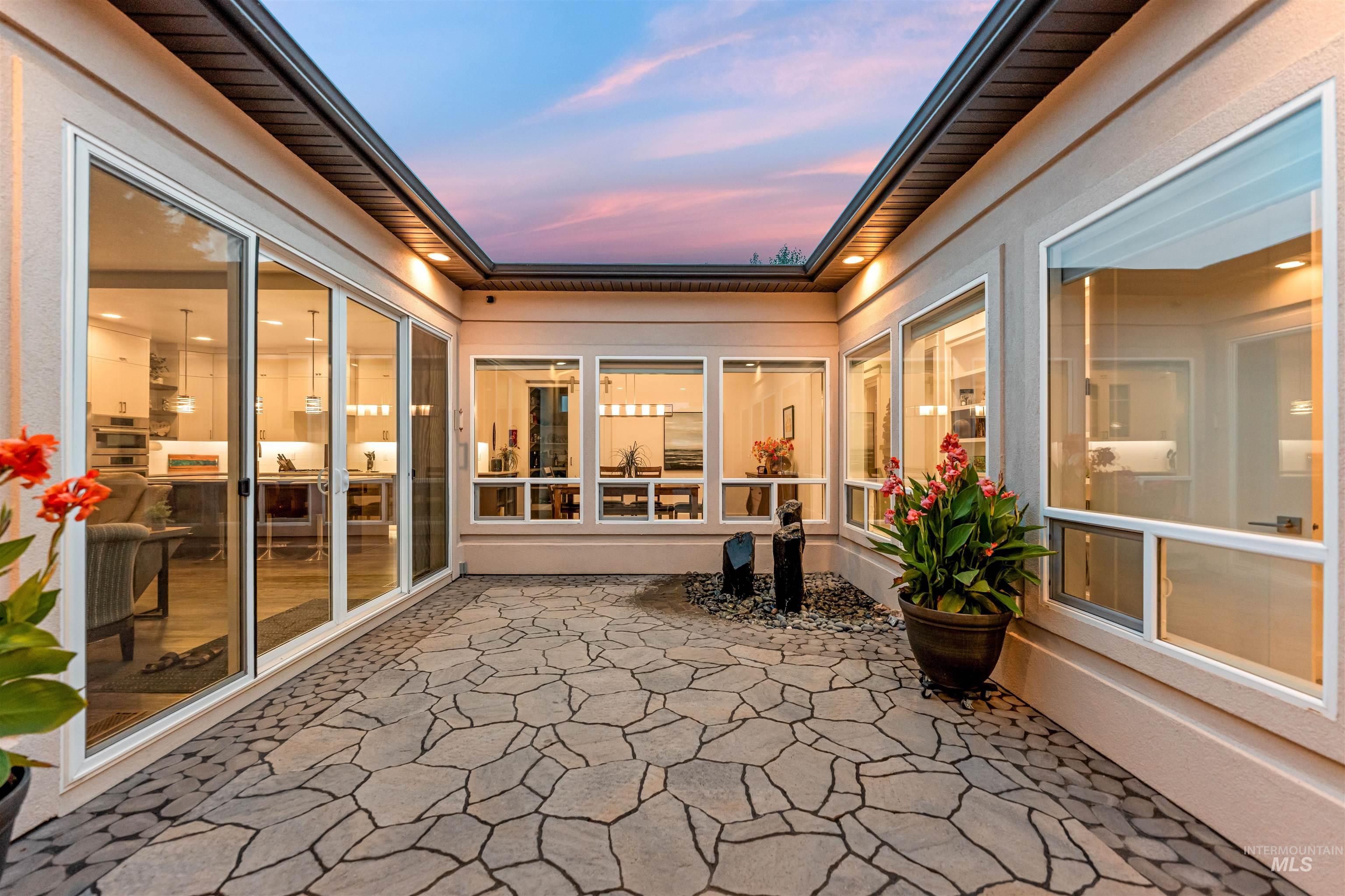 9946 W Wildbranch Ct., Star, Idaho 83669, 4 Bedrooms, 2.5 Bathrooms, Residential For Sale, Price $799,900, 98988012