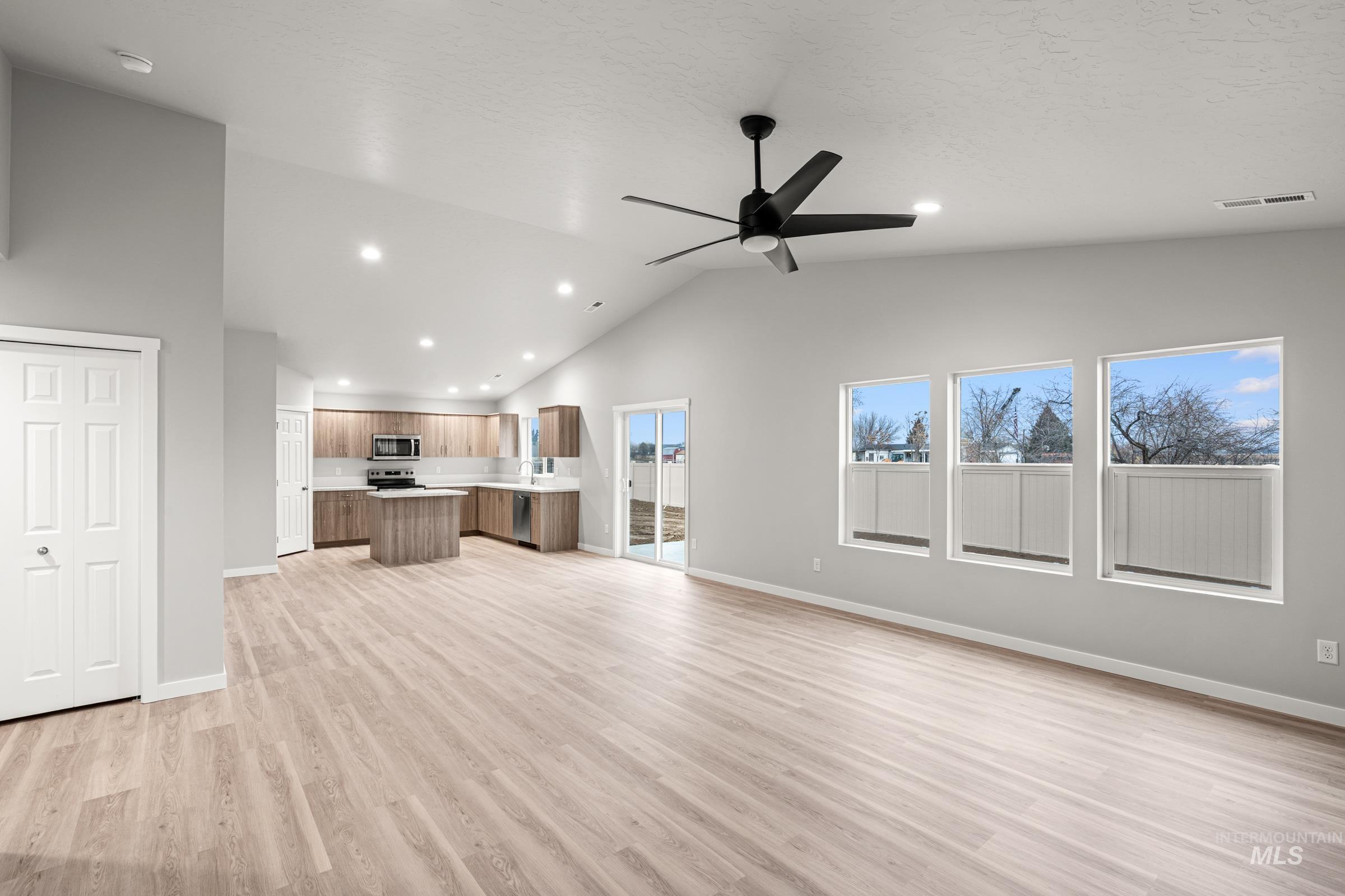 3678 E Jamestown Dr, Nampa, Idaho 83686, 4 Bedrooms, 2 Bathrooms, Residential For Sale, Price $449,990, 98988013