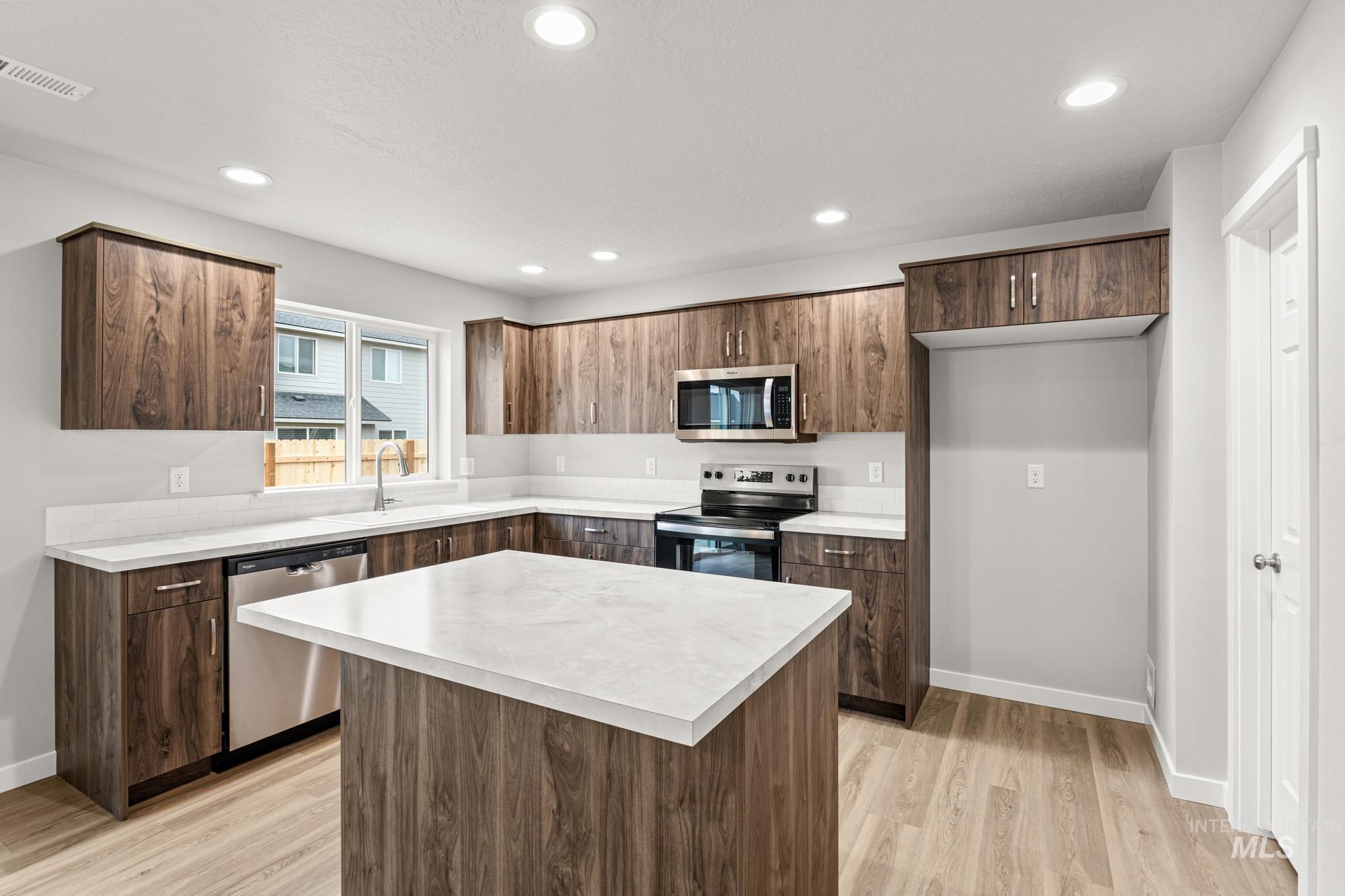 2970 S Maple Ranch Way, Nampa, Idaho 83686, 4 Bedrooms, 2.5 Bathrooms, Residential For Sale, Price $449,990, 98988015