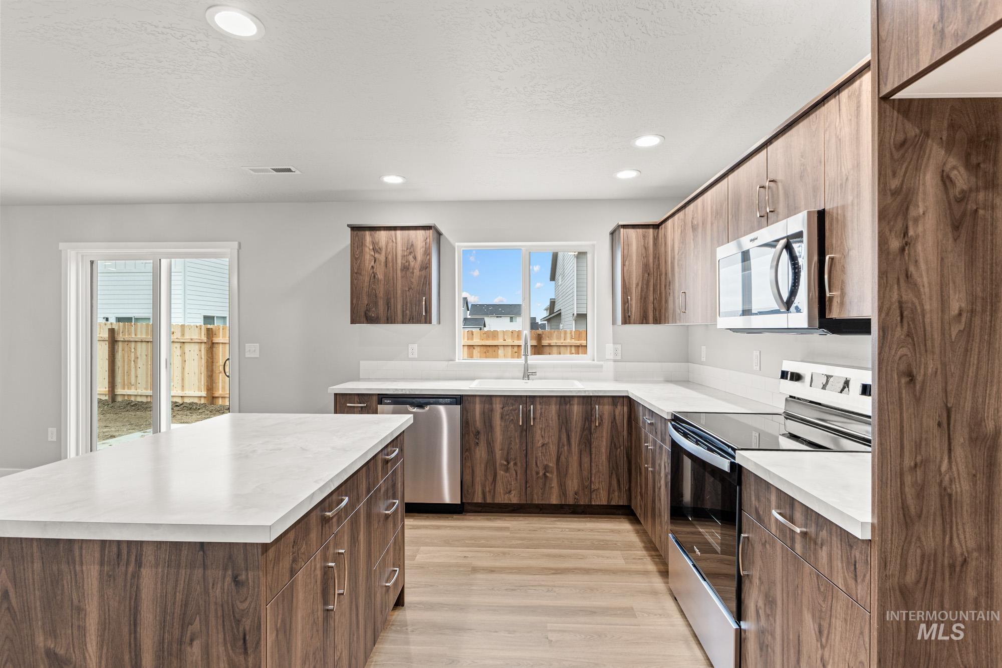 2970 S Maple Ranch Way, Nampa, Idaho 83686, 4 Bedrooms, 2.5 Bathrooms, Residential For Sale, Price $449,990, 98988015