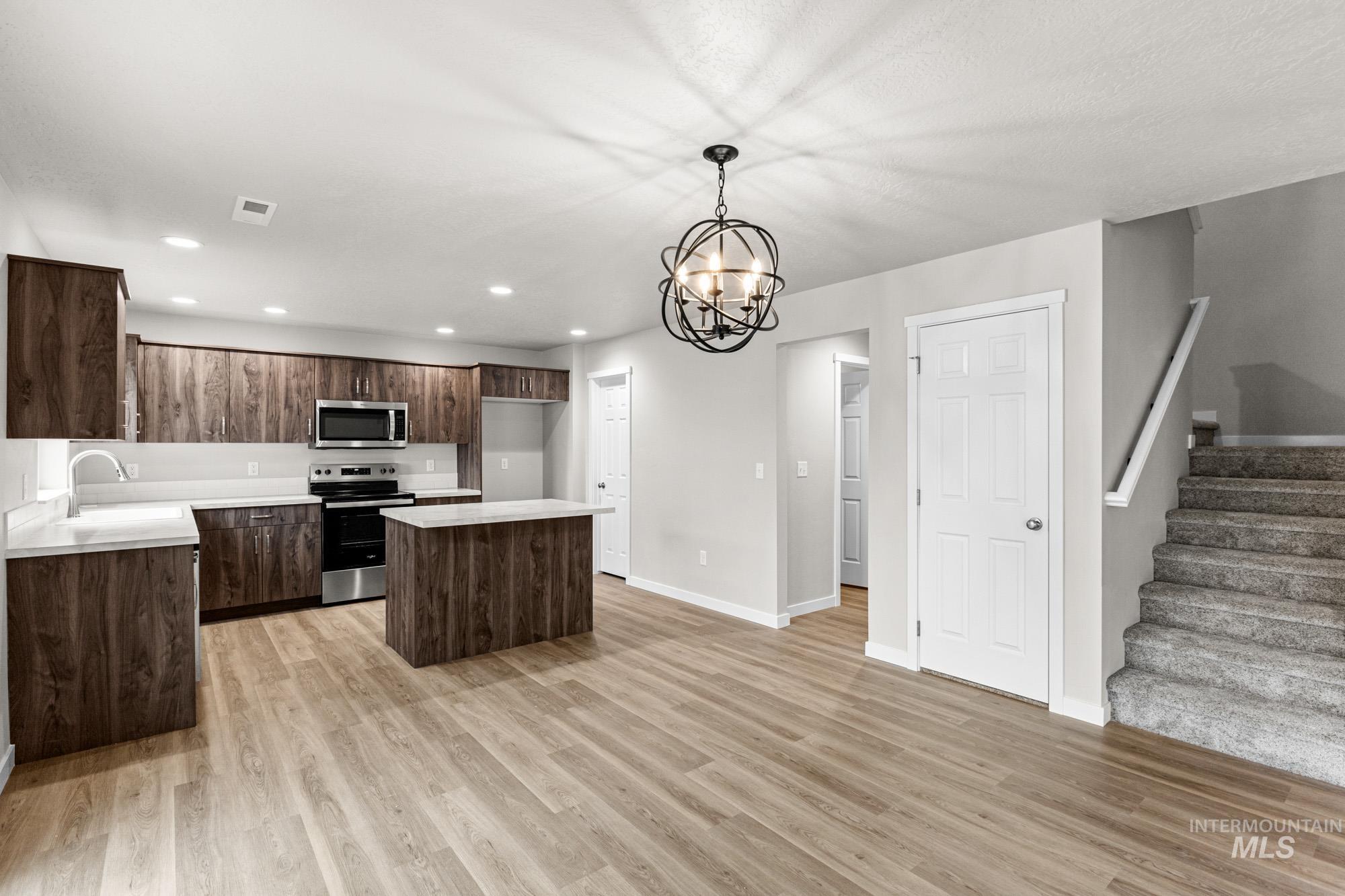 2970 S Maple Ranch Way, Nampa, Idaho 83686, 4 Bedrooms, 2.5 Bathrooms, Residential For Sale, Price $449,990, 98988015