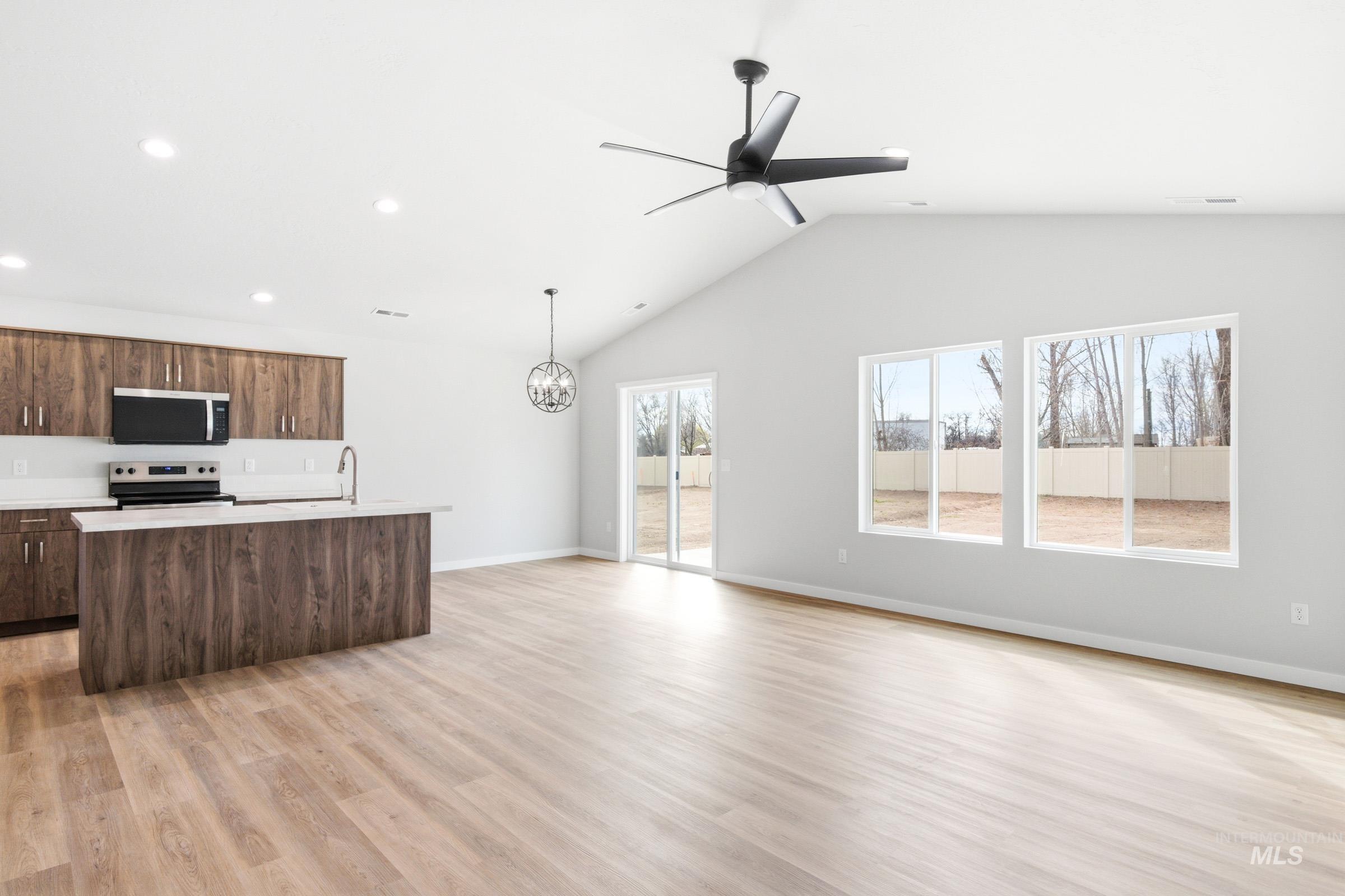 16567 N Shorthorn Lp, Nampa, Idaho 83651, 3 Bedrooms, 2 Bathrooms, Residential For Sale, Price $421,990, 98988017