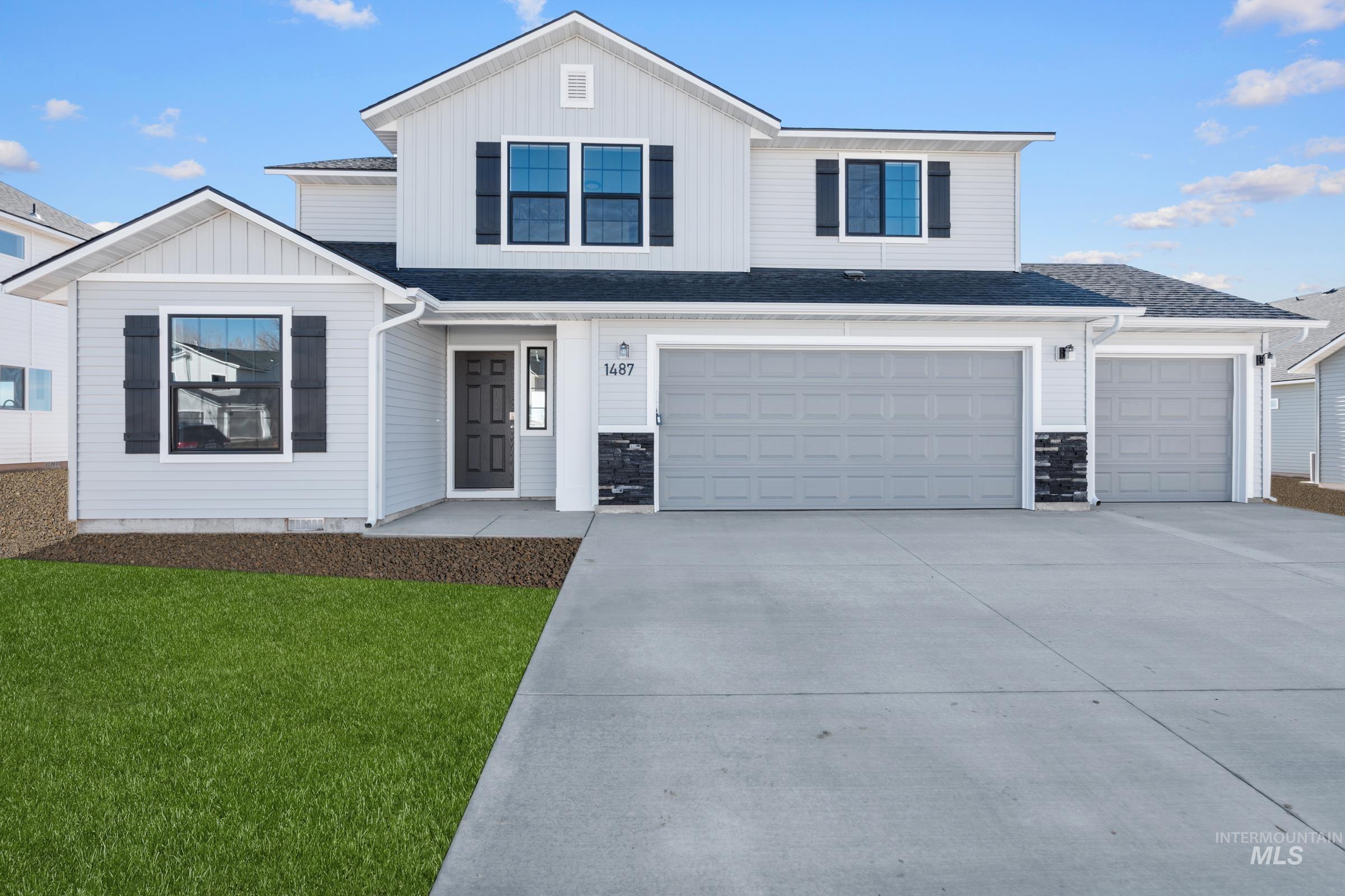 16643 N Shorthorn Lp, Nampa, Idaho 83651, 4 Bedrooms, 2.5 Bathrooms, Residential For Sale, Price $444,990, 98988019