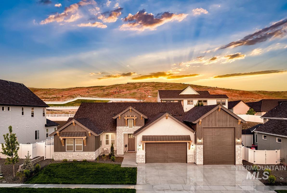 13387 N Tierra Linda Way, Boise, Idaho 83714, 3 Bedrooms, 2.5 Bathrooms, Residential For Sale, Price $1,196,624, 98988021