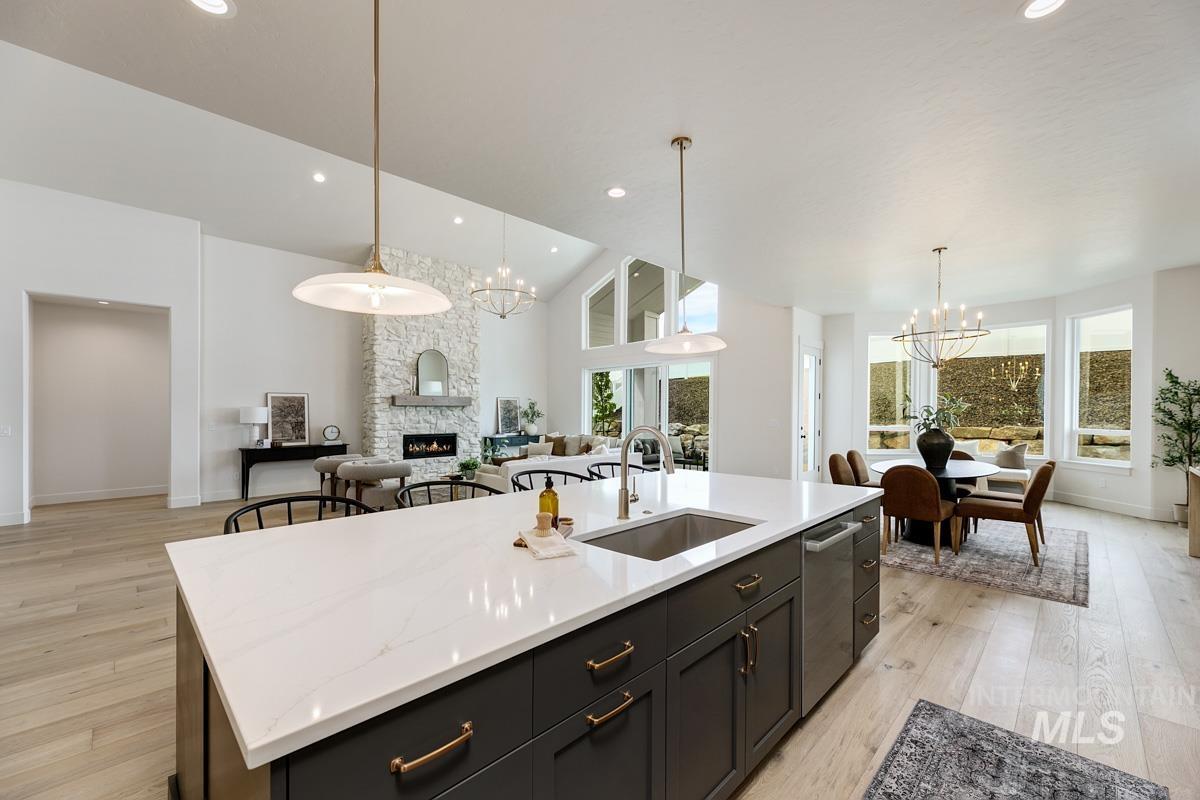 13387 N Tierra Linda Way, Boise, Idaho 83714, 3 Bedrooms, 2.5 Bathrooms, Residential For Sale, Price $1,196,624, 98988021