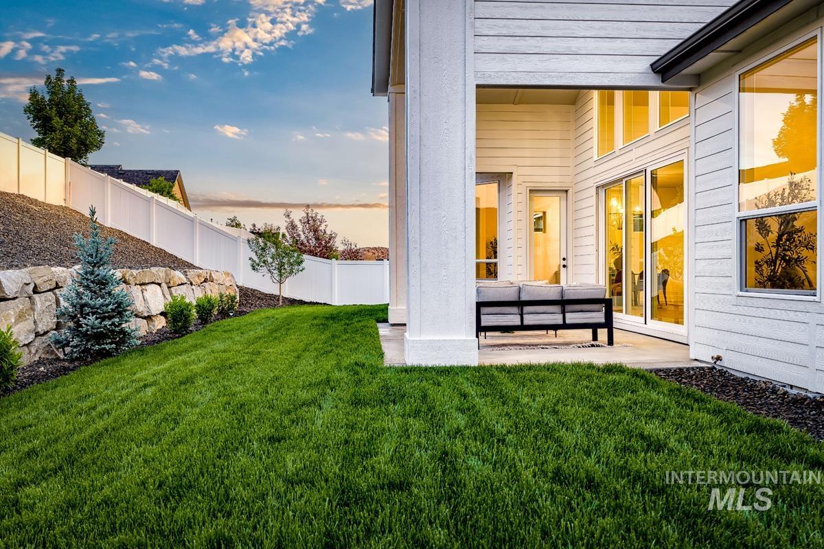 13387 N Tierra Linda Way, Boise, Idaho 83714, 3 Bedrooms, 2.5 Bathrooms, Residential For Sale, Price $1,196,624, 98988021
