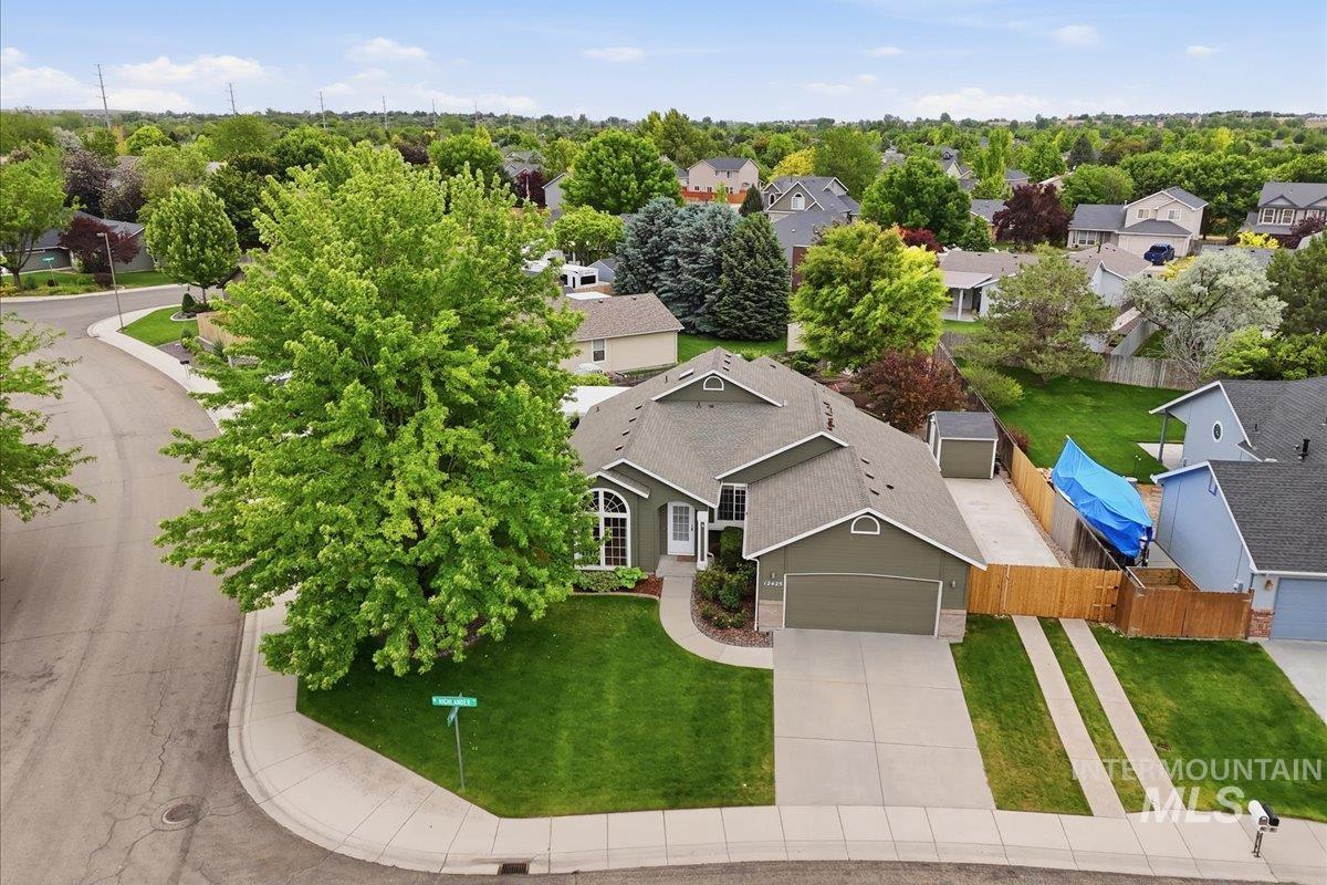 12425 W Highlander St., Boise, Idaho 83709, 3 Bedrooms, 2 Bathrooms, Residential For Sale, Price $430,000, 98988024