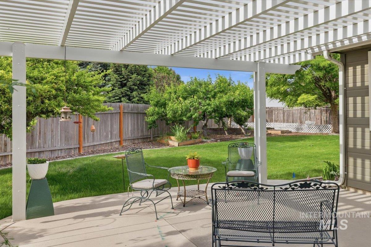 12425 W Highlander St., Boise, Idaho 83709, 3 Bedrooms, 2 Bathrooms, Residential For Sale, Price $430,000, 98988024