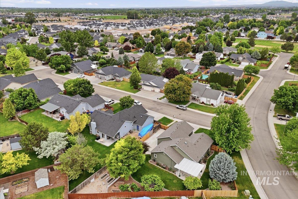 12425 W Highlander St., Boise, Idaho 83709, 3 Bedrooms, 2 Bathrooms, Residential For Sale, Price $430,000, 98988024