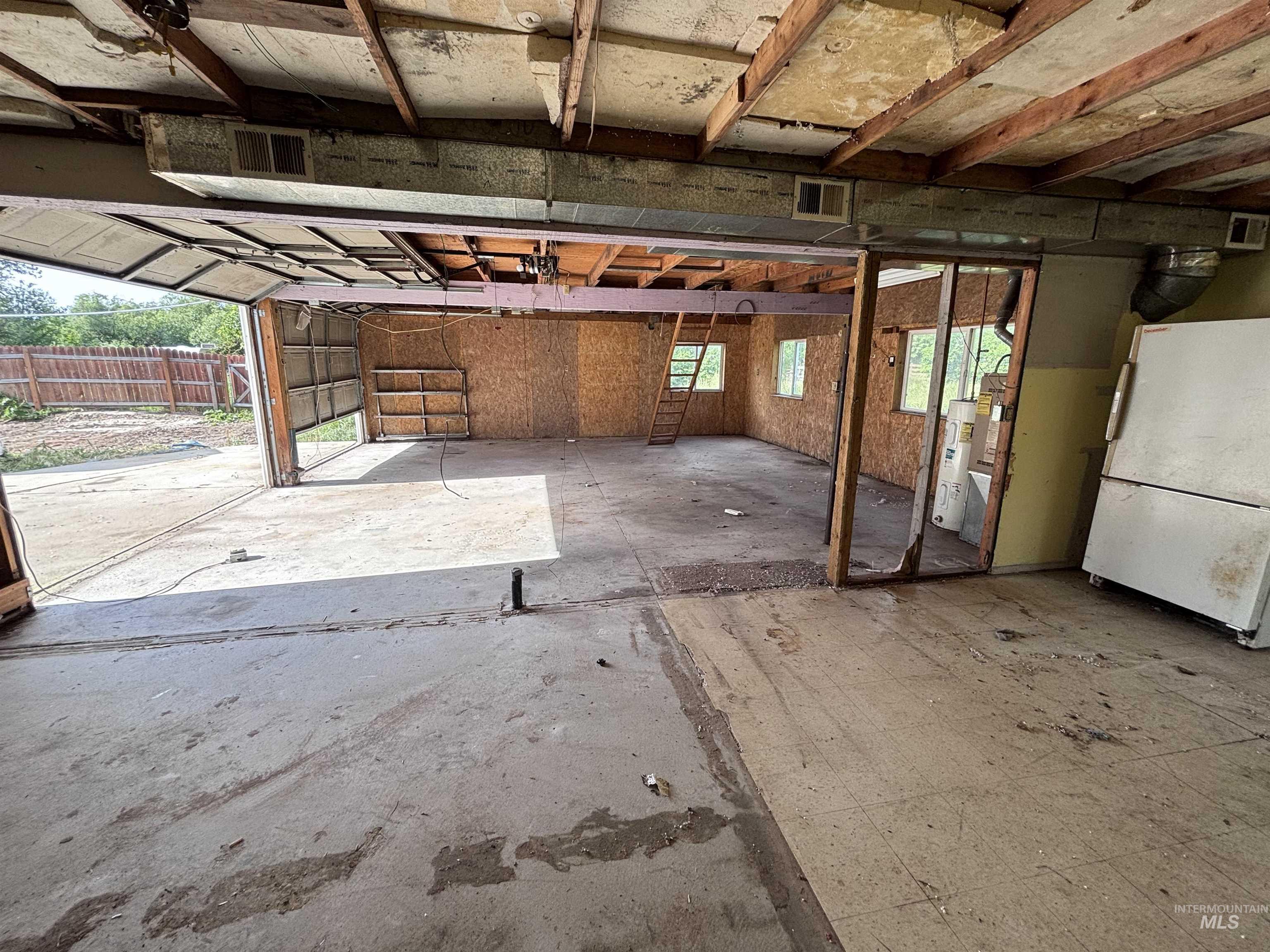 2152 Artesian Rd, Eagle, Idaho 83616, 3 Bedrooms, 2 Bathrooms, Residential For Sale, Price $499,990, 98988027